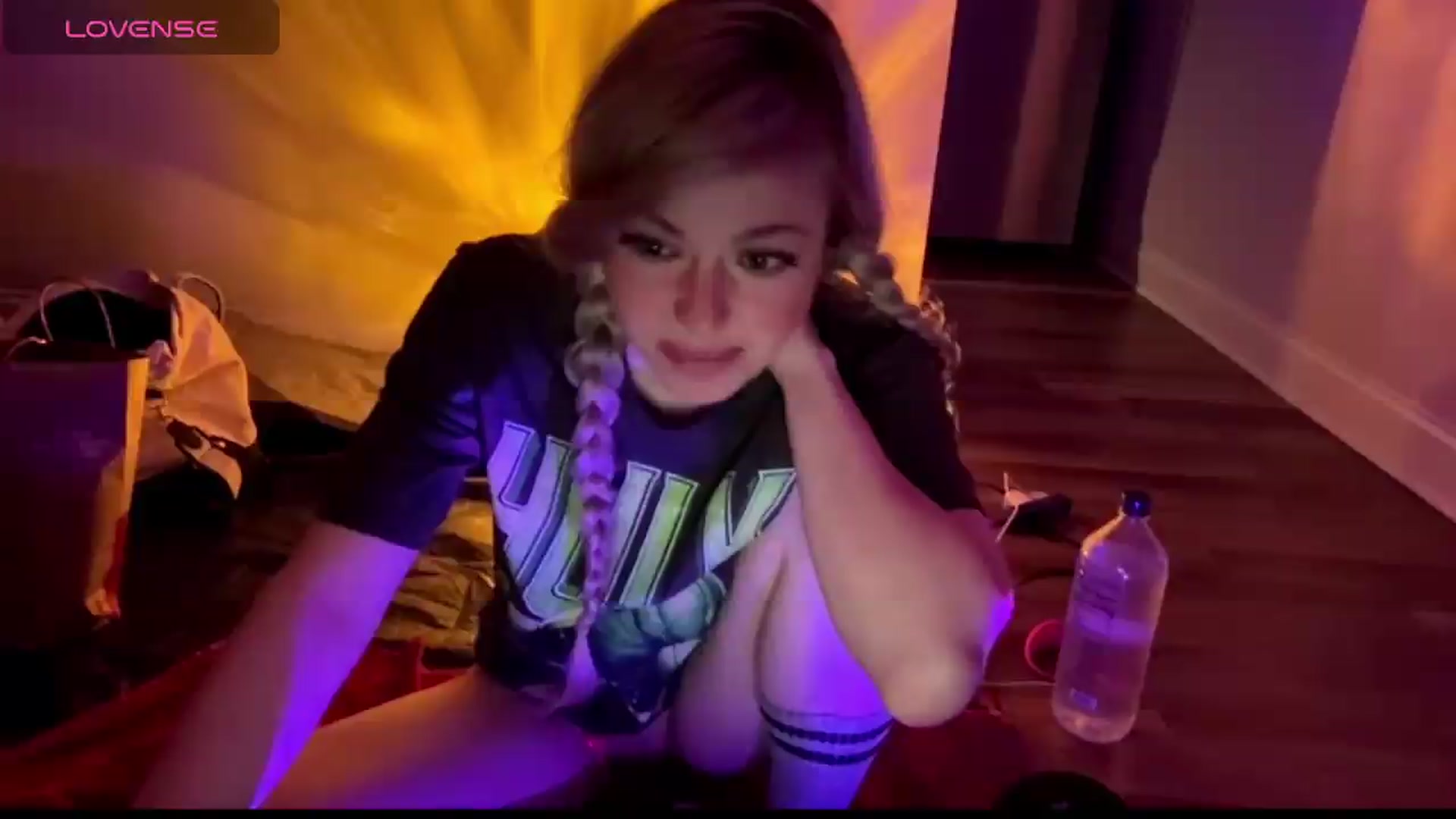 Gallery image thumbnail from TopGspot's myfreecams stream on, 07/17/2026, 04:35 image 8 of 20