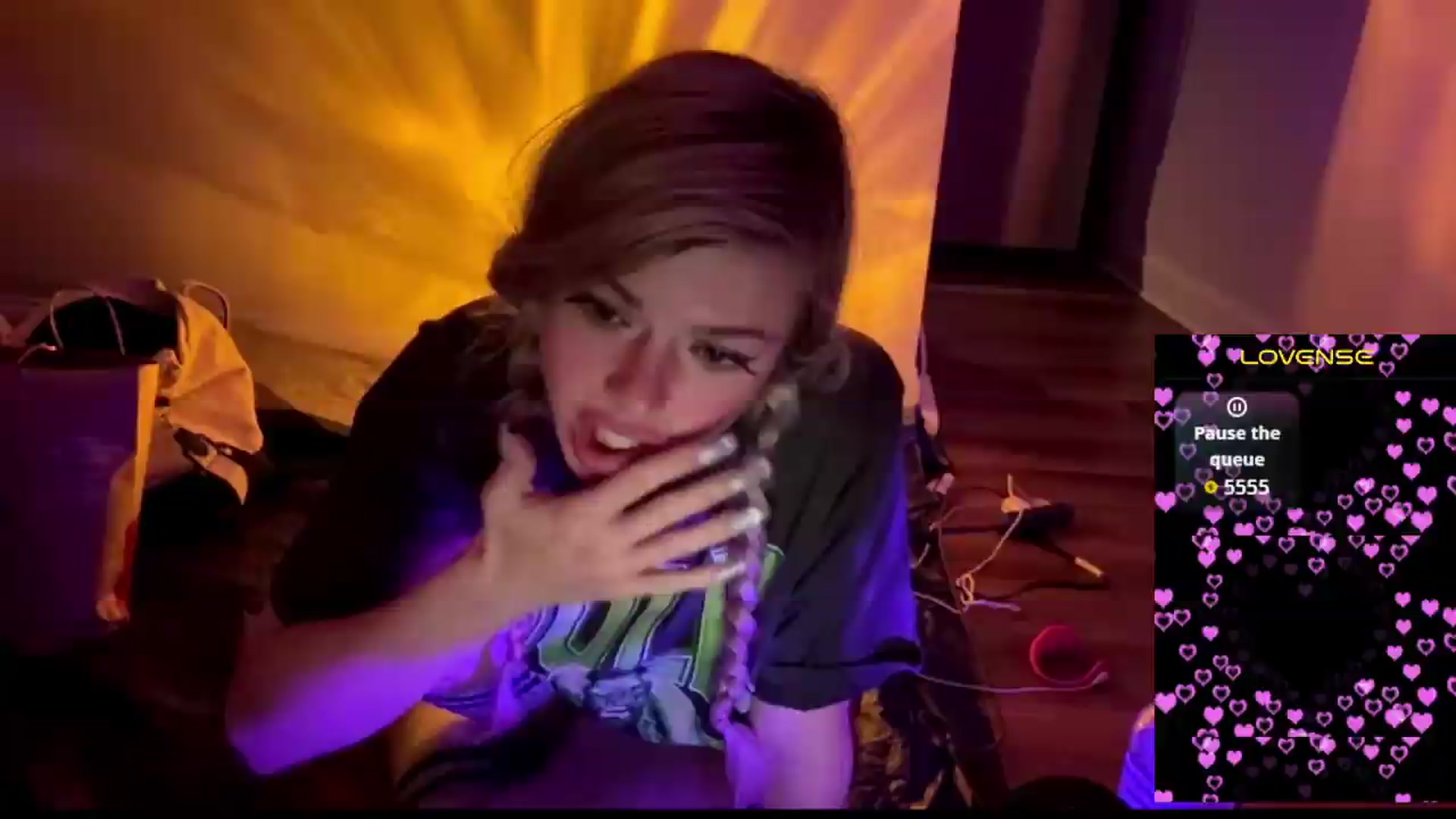 Gallery image thumbnail from TopGspot's myfreecams stream on, 07/17/2026, 07:07 image 1 of 20