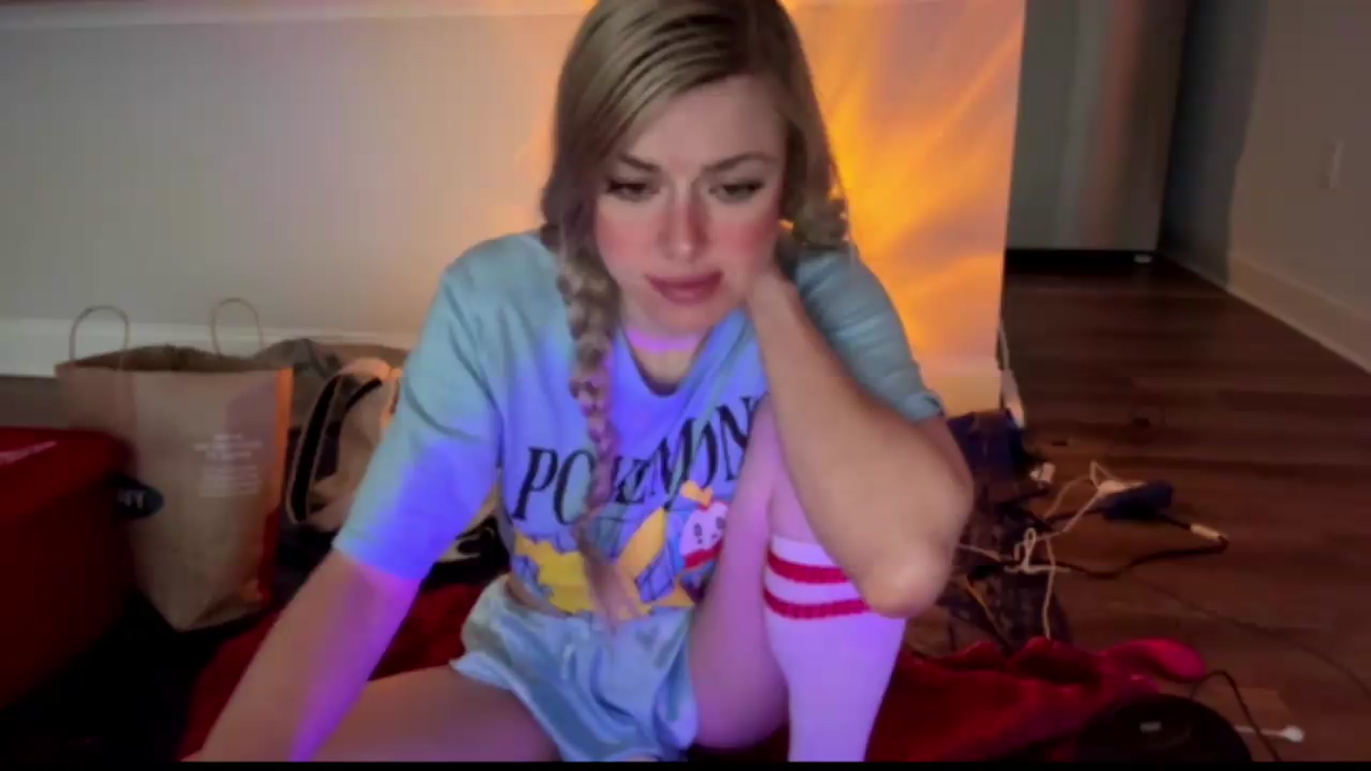 Gallery image thumbnail from TopGspot's myfreecams stream on, 07/19/2026, 14:25 image 8 of 20