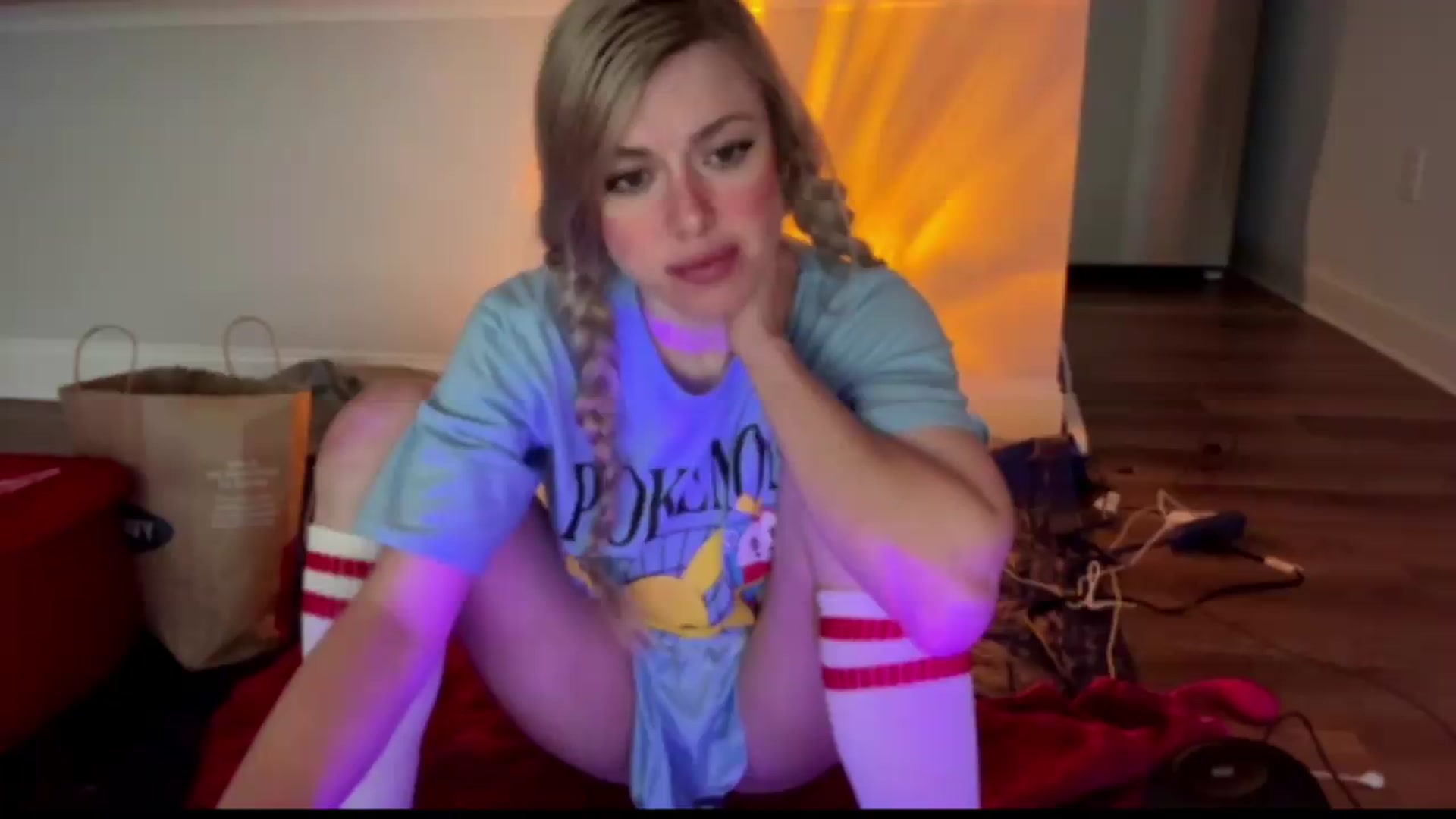 Gallery image thumbnail from TopGspot's myfreecams stream on, 07/19/2026, 14:25 image 5 of 20