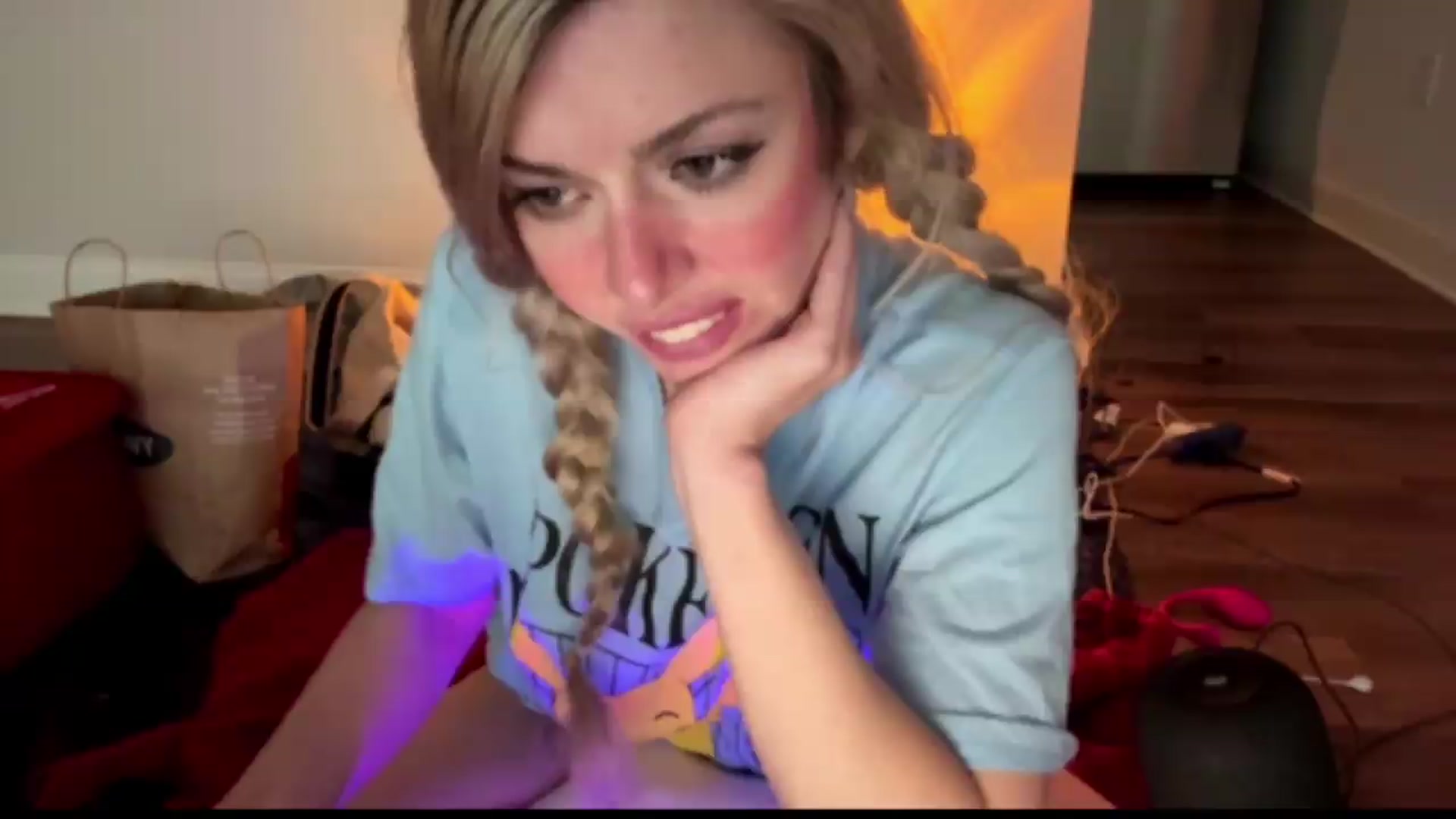Gallery image thumbnail from TopGspot's myfreecams stream on, 07/19/2026, 15:22 image 2 of 20