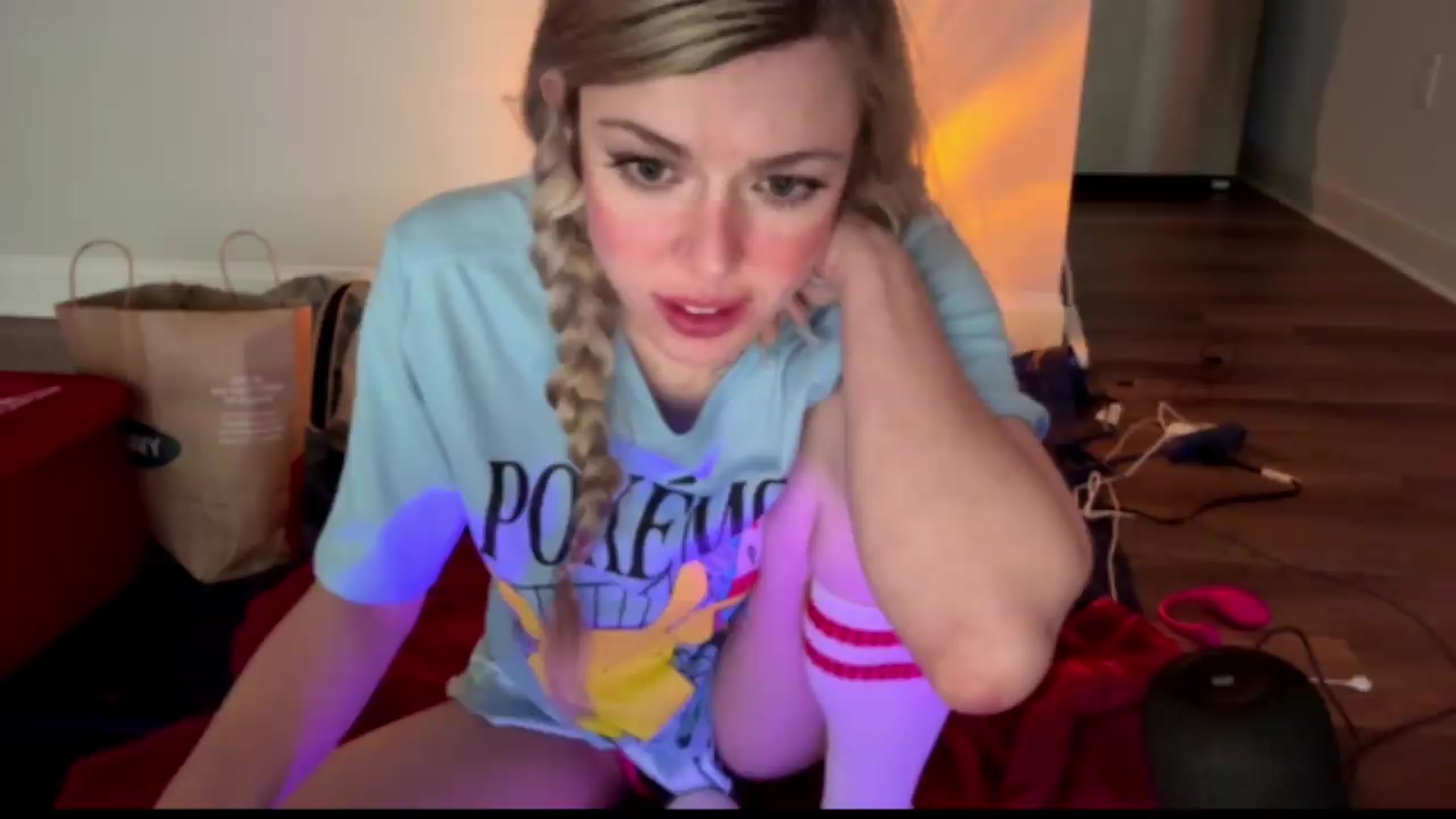 Gallery image thumbnail from TopGspot's myfreecams stream on, 07/19/2026, 16:54 image 5 of 20
