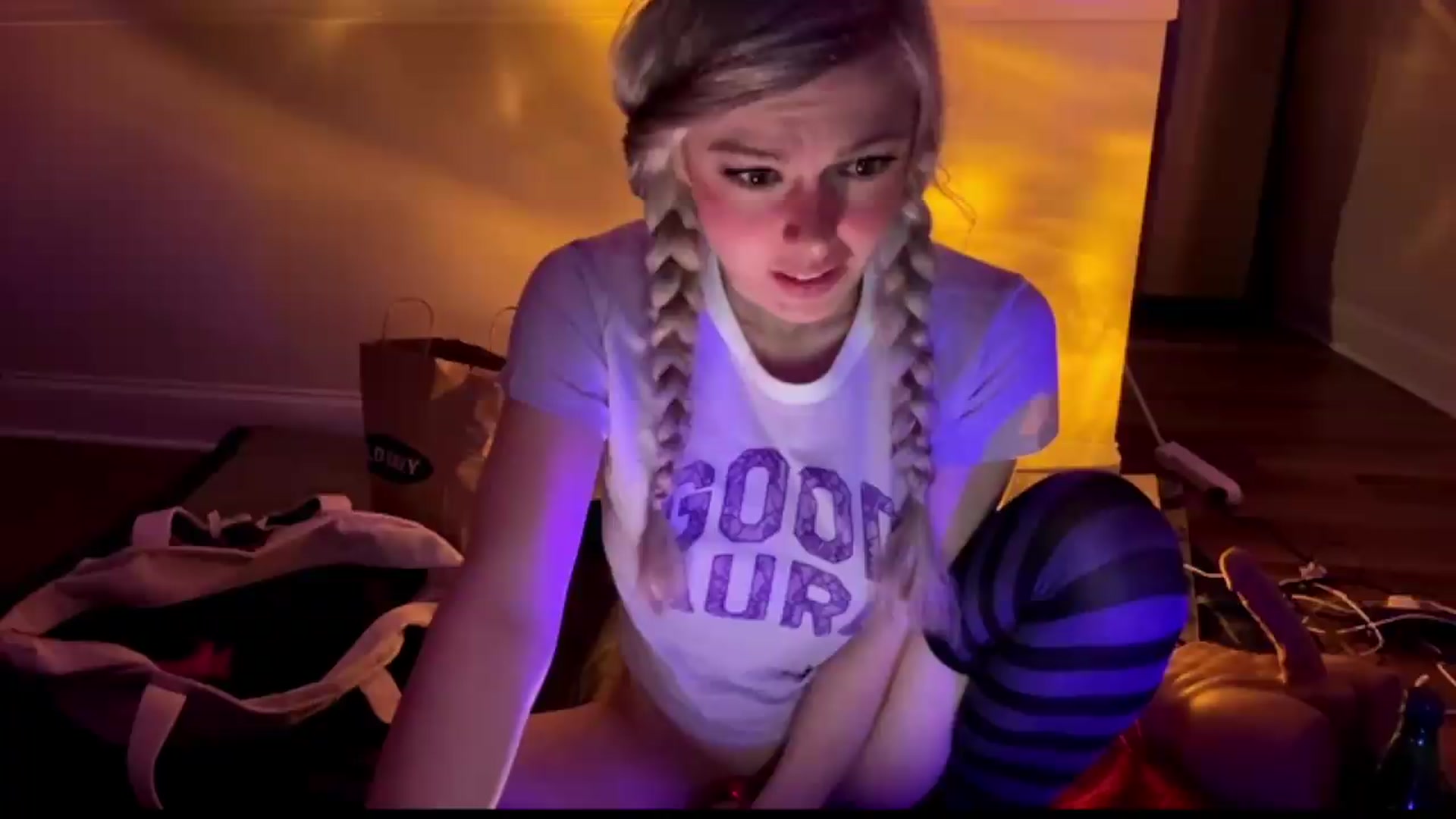 Gallery image thumbnail from TopGspot's myfreecams stream on, 07/24/2026, 05:48 image 16 of 20