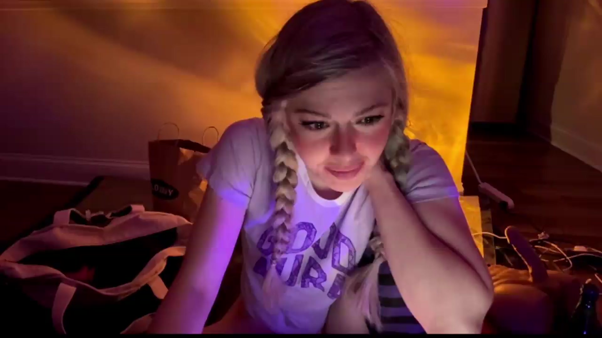 Gallery image thumbnail from TopGspot's myfreecams stream on, 07/24/2026, 05:48 image 12 of 20
