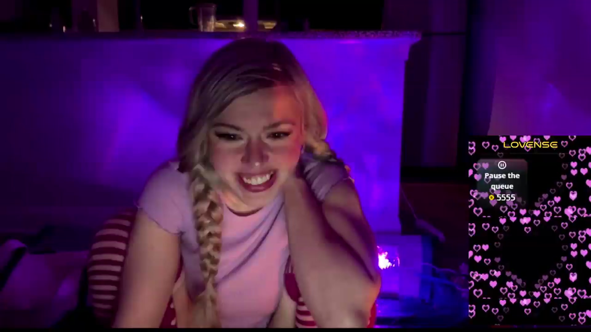 Gallery image thumbnail from TopGspot's myfreecams stream on, 07/26/2026, 07:08 image 2 of 20