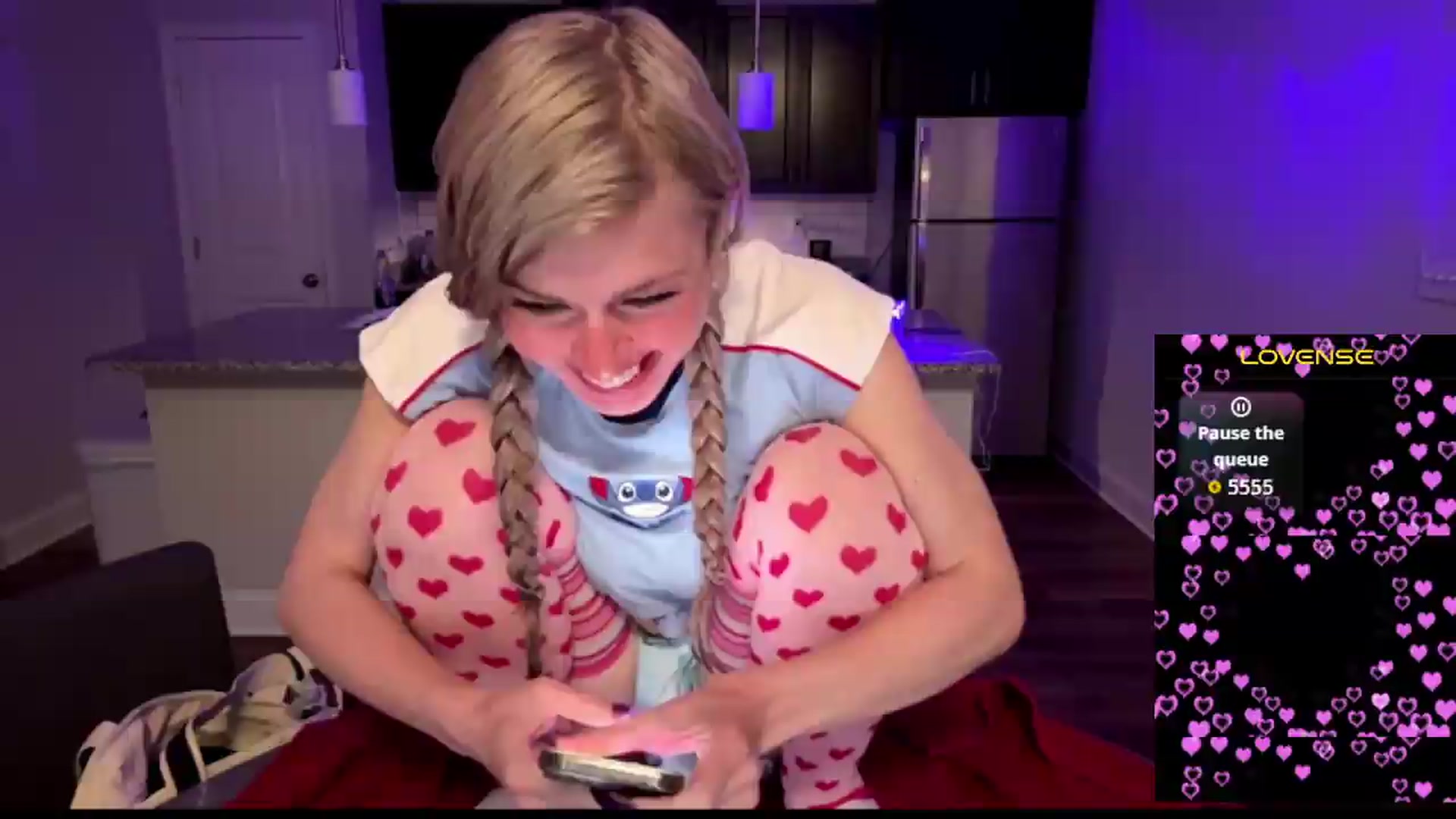 Gallery image thumbnail from TopGspot's myfreecams stream on, 08/01/2026, 08:21 image 17 of 20