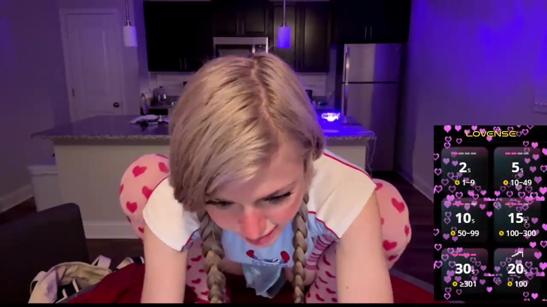 Gallery image thumbnail from TopGspot's myfreecams stream on, 08/01/2026, 08:53 image 13 of 20