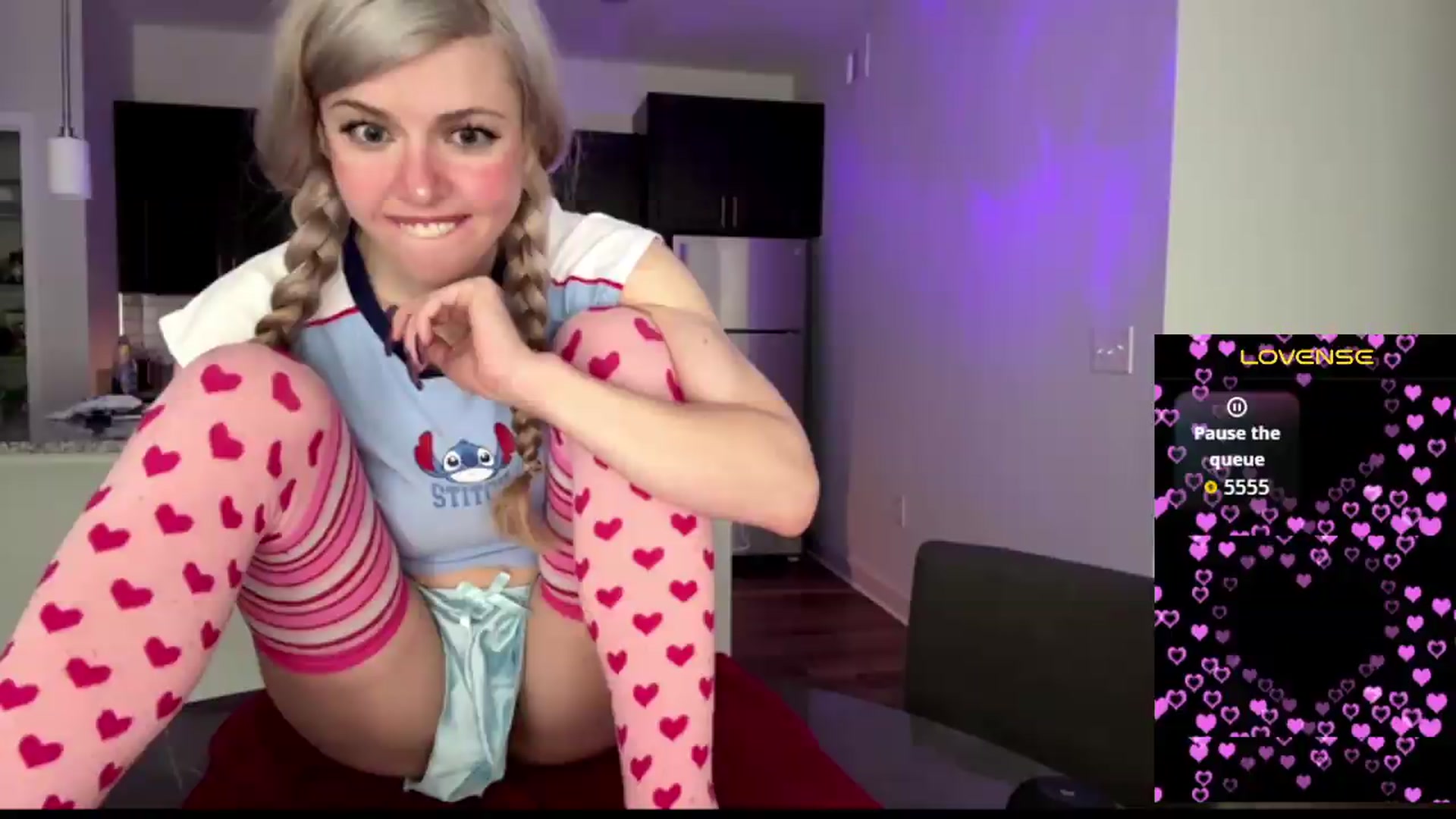 Gallery image thumbnail from TopGspot's myfreecams stream on, 08/01/2026, 18:35 image 13 of 20