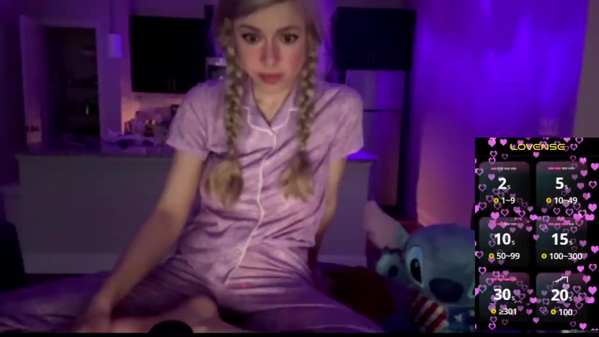 Gallery image thumbnail from TopGspot's myfreecams stream on, 08/02/2026, 23:05 image 16 of 20