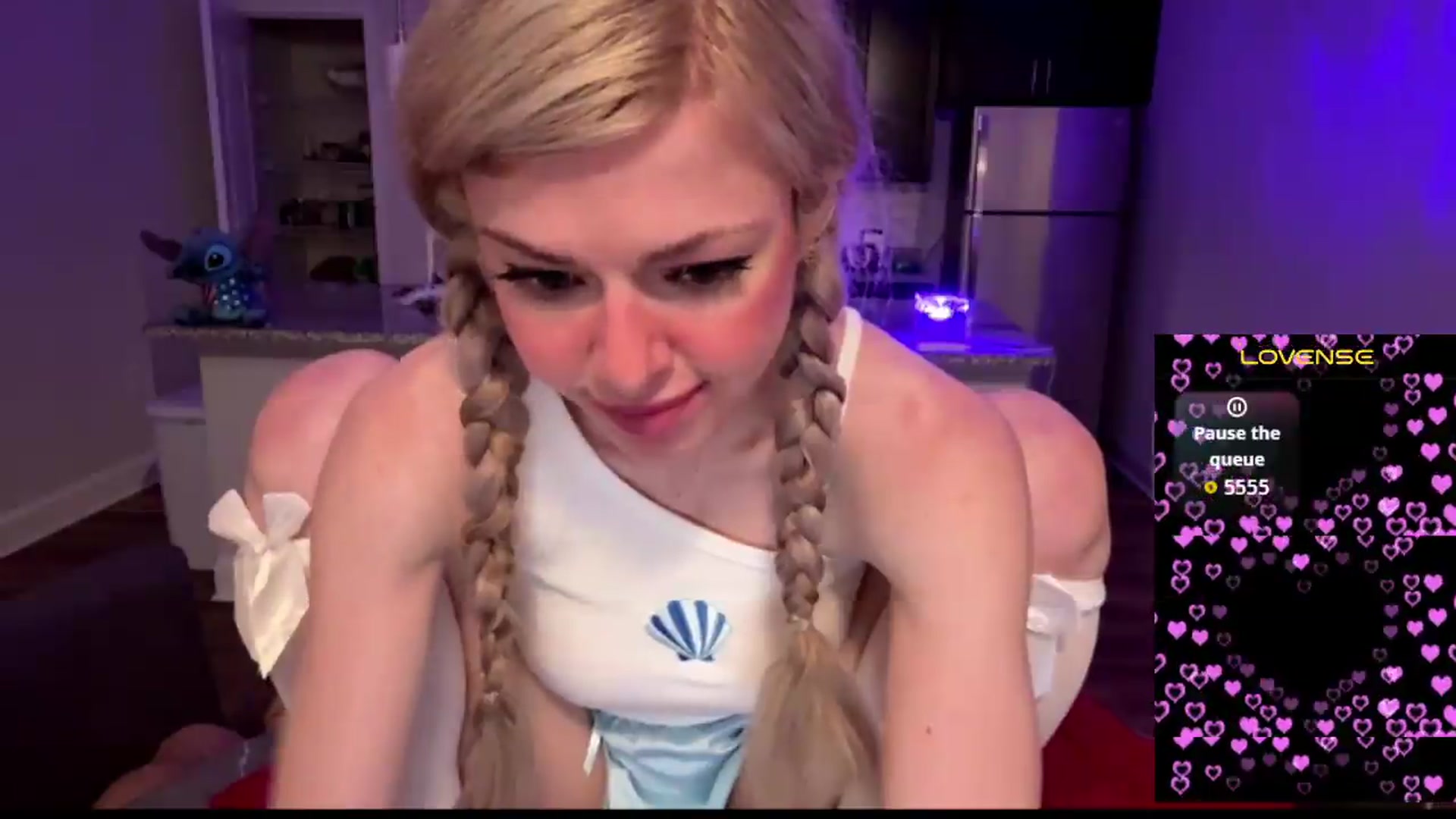 Gallery image thumbnail from TopGspot's myfreecams stream on, 08/04/2026, 02:26 image 8 of 20