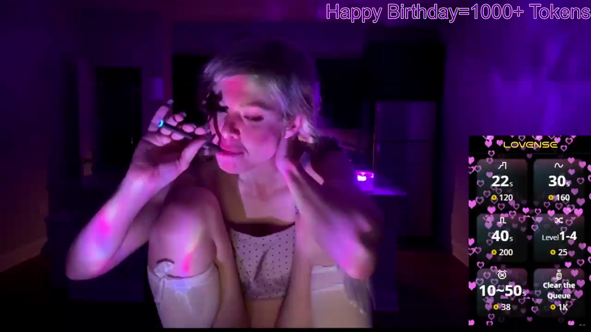 Gallery image thumbnail from TopGspot's myfreecams stream on, 08/04/2026, 07:17 image 13 of 20
