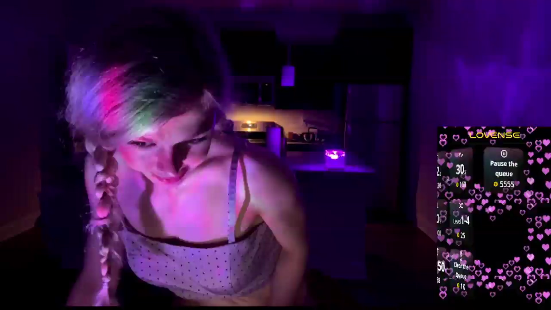Gallery image thumbnail from TopGspot's myfreecams stream on, 08/04/2026, 07:17 image 3 of 20