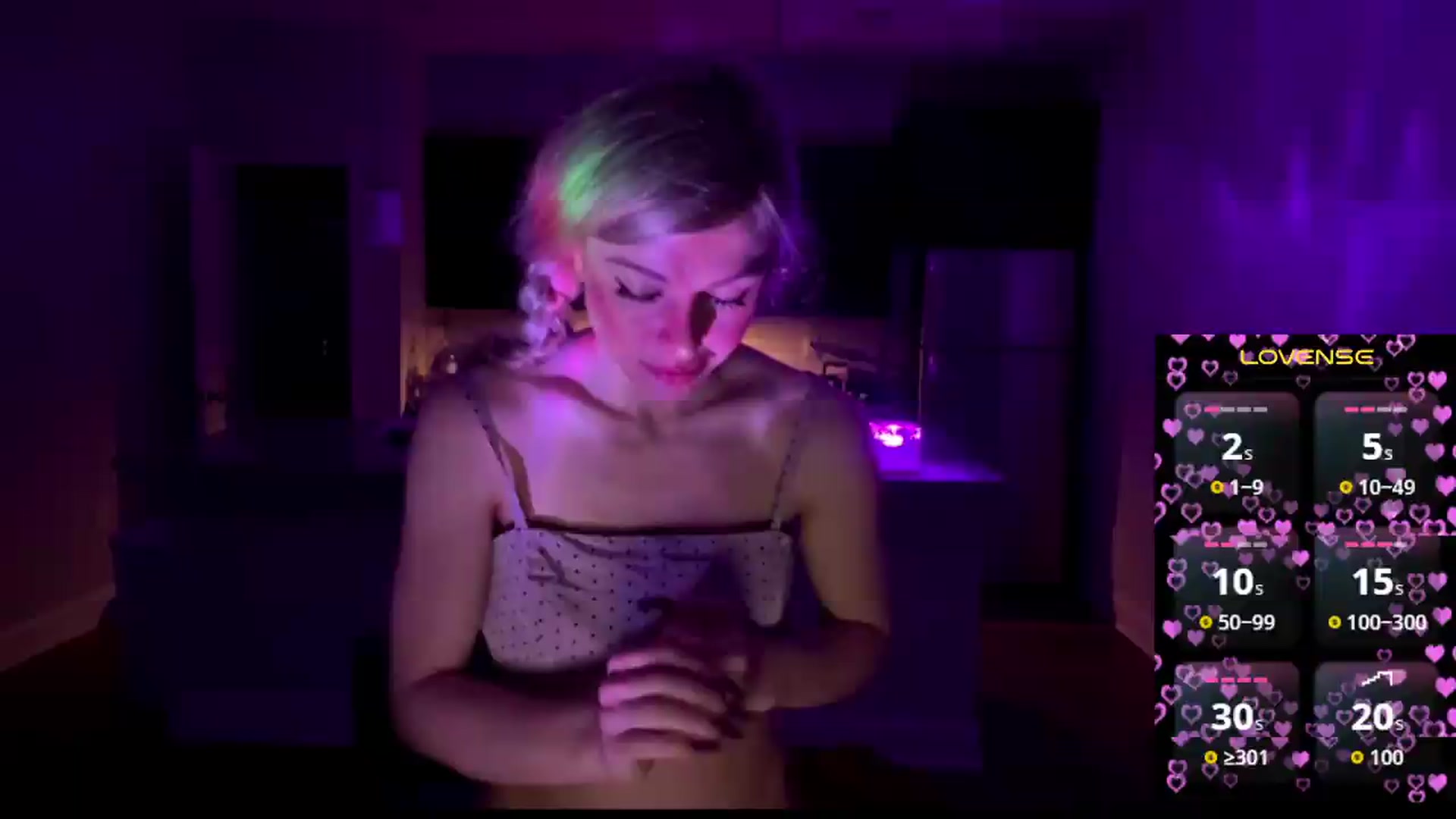 Gallery image thumbnail from TopGspot's myfreecams stream on, 08/04/2026, 07:17 image 6 of 20