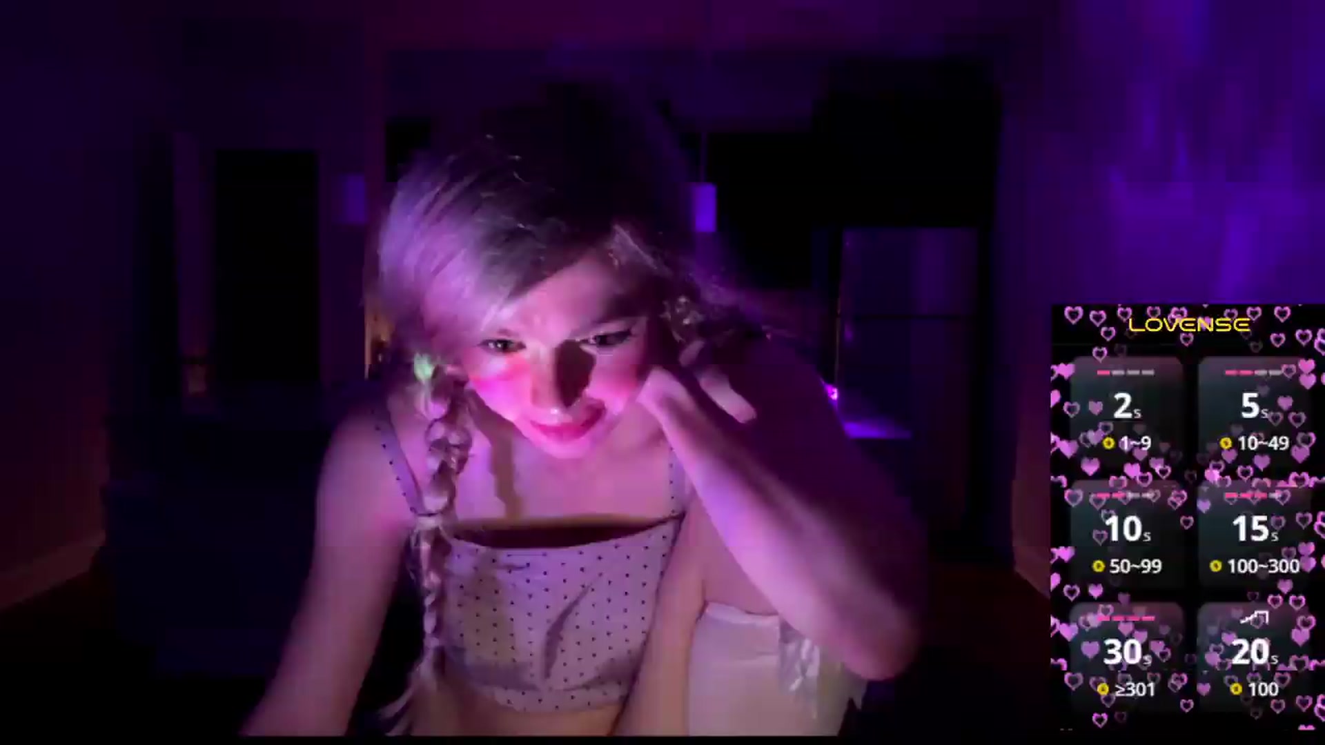 Gallery image thumbnail from TopGspot's myfreecams stream on, 08/04/2026, 07:17 image 5 of 20