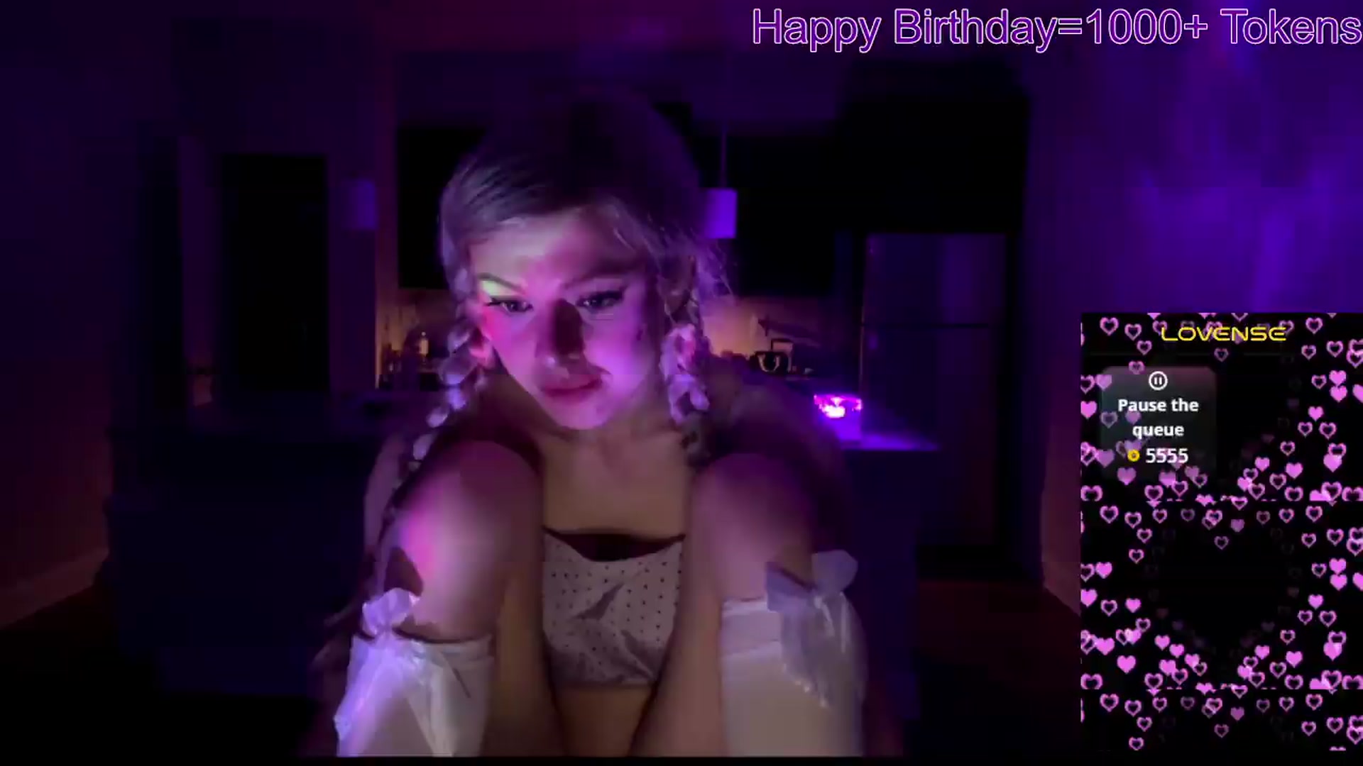 Gallery image thumbnail from TopGspot's myfreecams stream on, 08/04/2026, 07:17 image 14 of 20