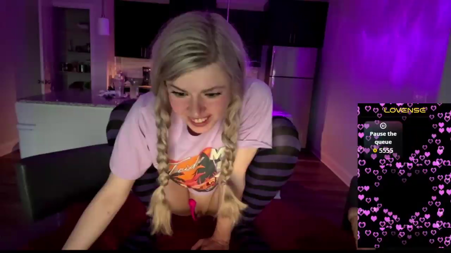 Gallery image thumbnail from TopGspot's myfreecams stream on, 08/05/2026, 11:48 image 1 of 20