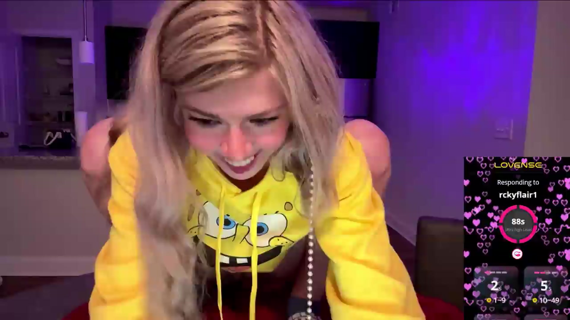 Gallery image thumbnail from TopGspot's myfreecams stream on, 08/11/2026, 02:44 image 12 of 20