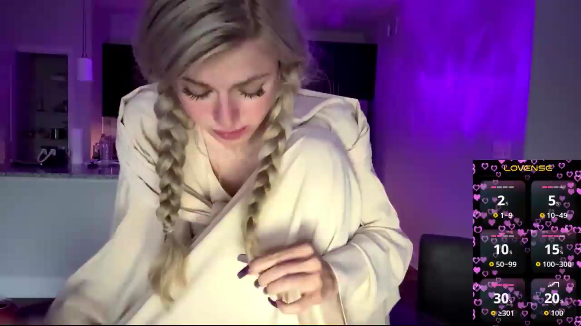 Gallery image thumbnail from TopGspot's myfreecams stream on, 08/11/2026, 11:08 image 13 of 20
