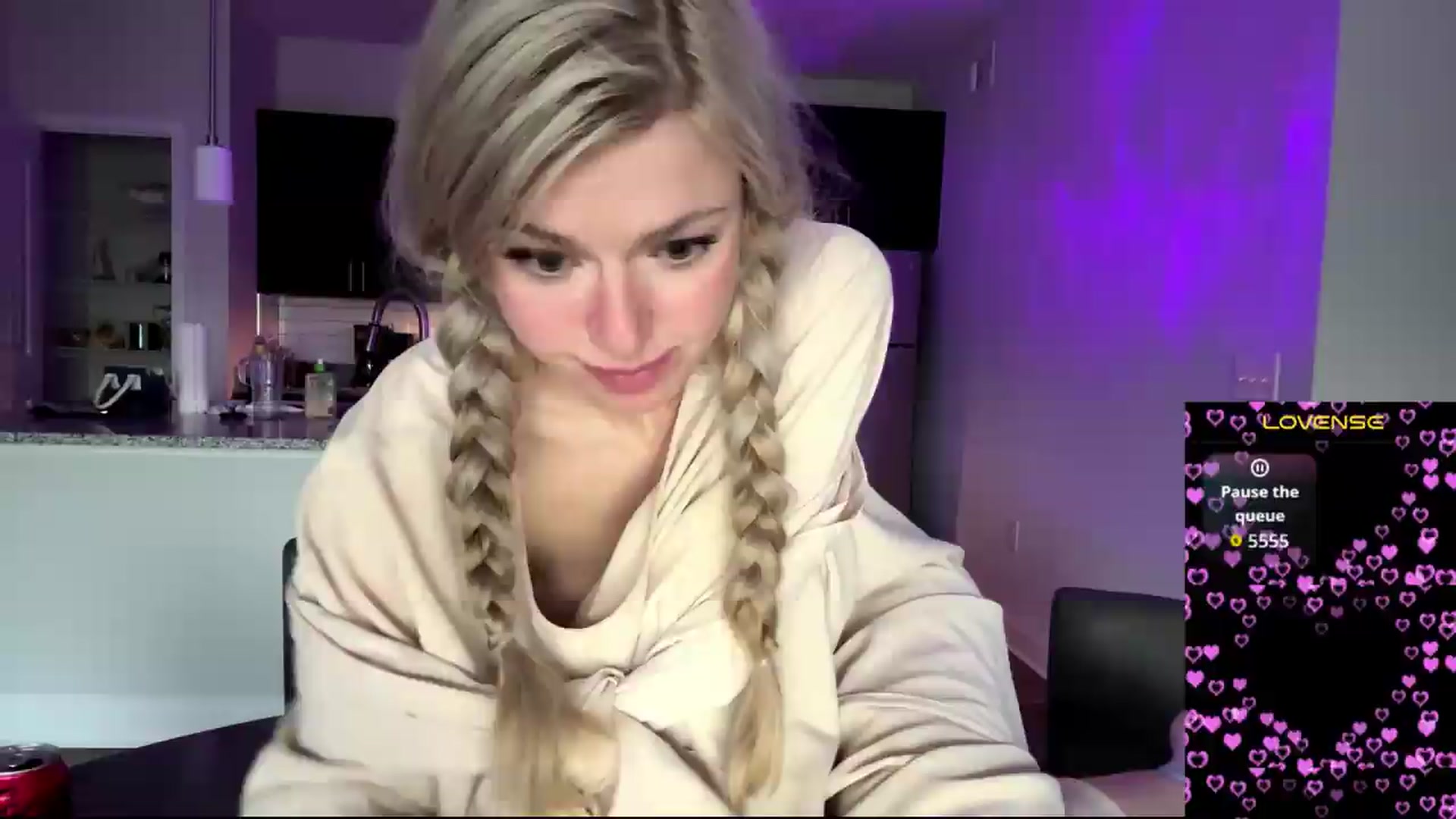 Gallery image thumbnail from TopGspot's myfreecams stream on, 08/11/2026, 11:49 image 13 of 20