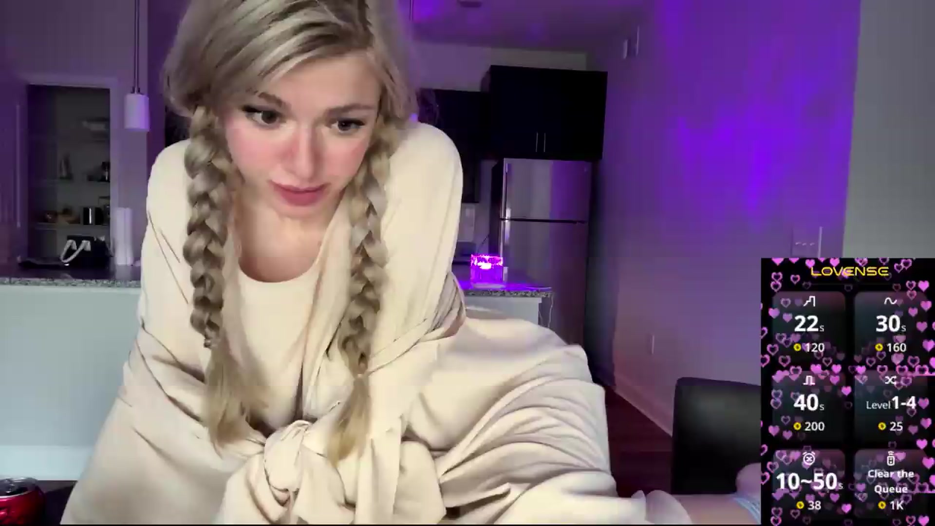 Gallery image thumbnail from TopGspot's myfreecams stream on, 08/11/2026, 11:49 image 12 of 20