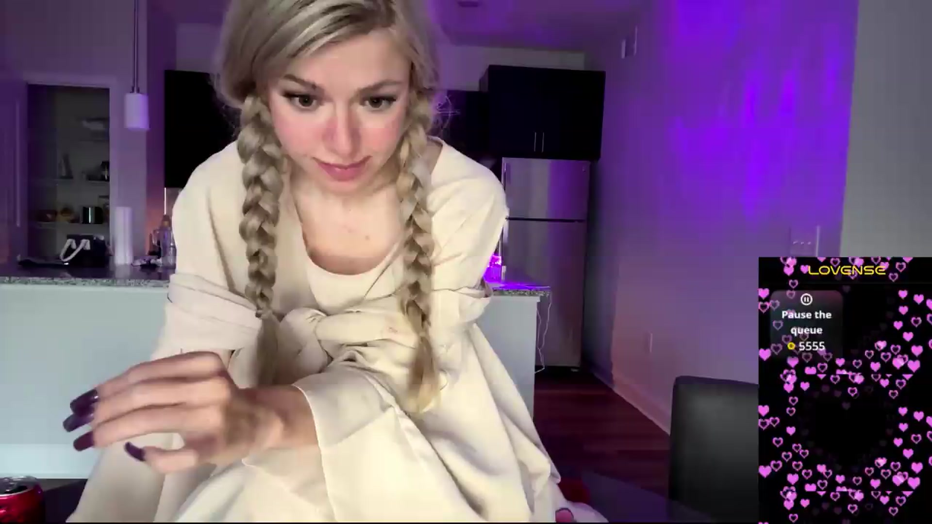 Gallery image thumbnail from TopGspot's myfreecams stream on, 08/11/2026, 11:49 image 8 of 20