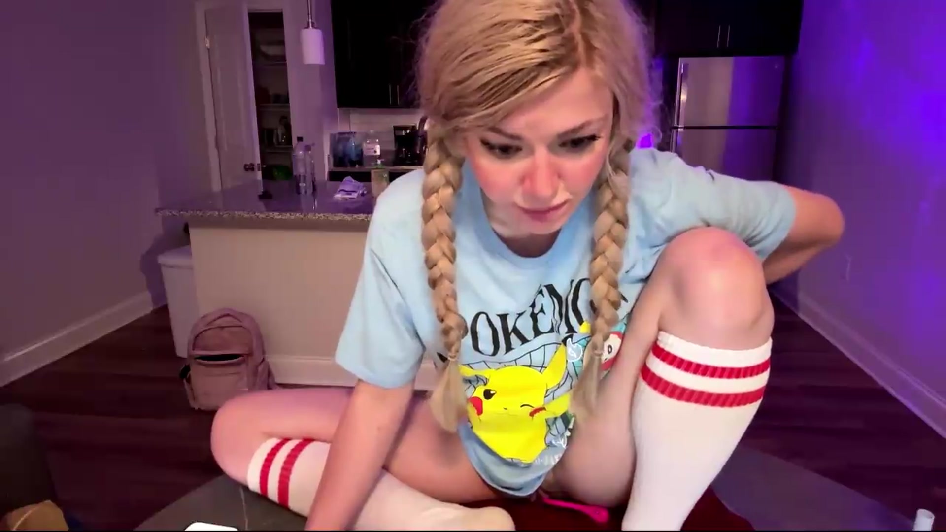 Gallery image thumbnail from TopGspot's myfreecams stream on, 08/20/2026, 06:37 image 2 of 20