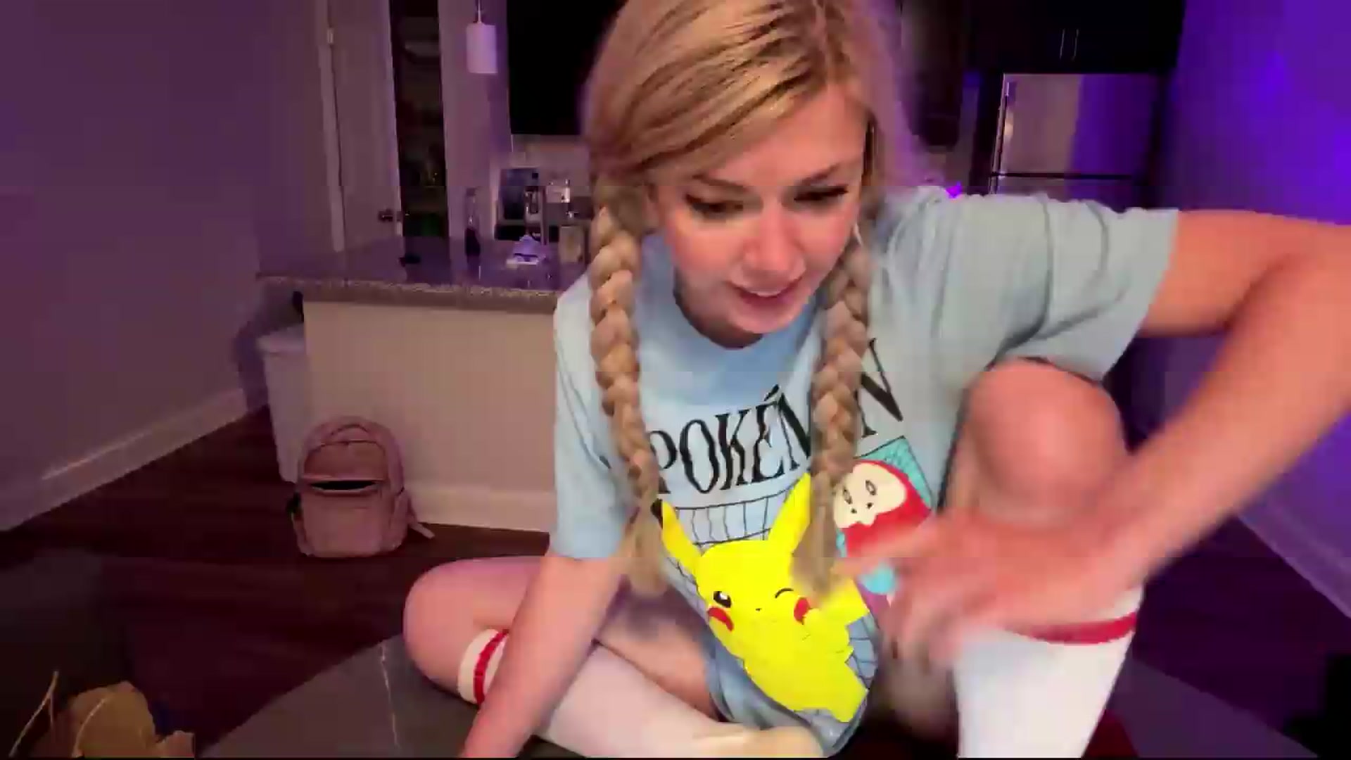 Gallery image thumbnail from TopGspot's myfreecams stream on, 08/20/2026, 09:33 image 9 of 20