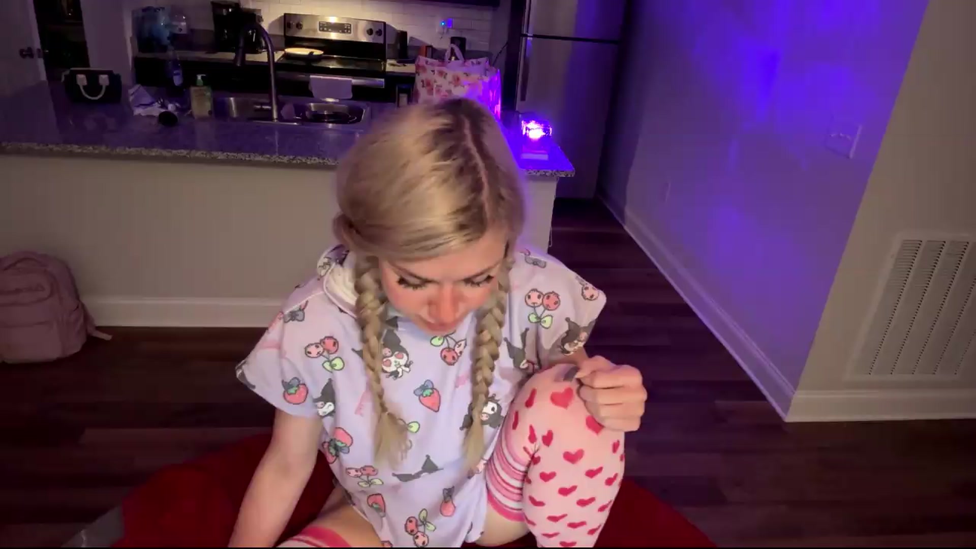 Gallery image thumbnail from TopGspot's myfreecams stream on, 08/23/2026, 02:41 image 2 of 20