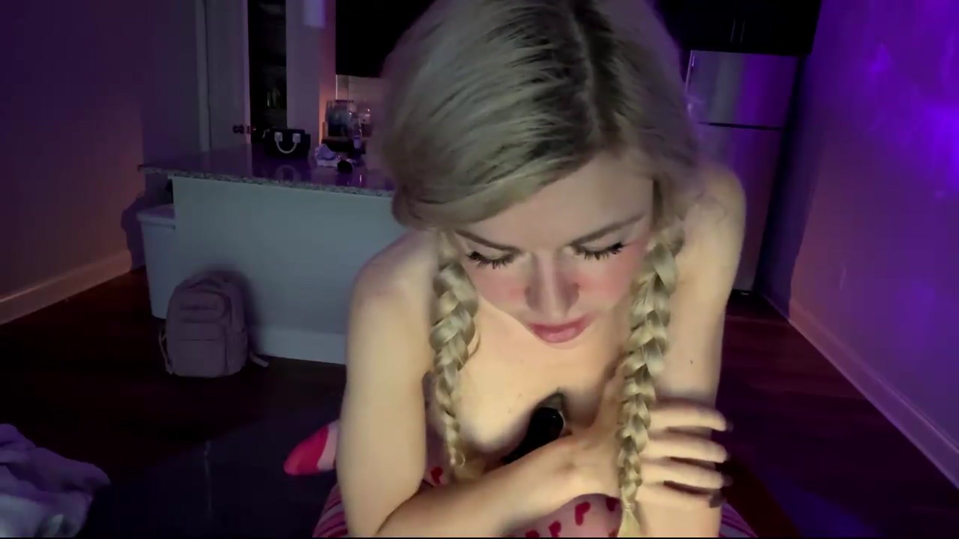 Gallery image thumbnail from TopGspot's myfreecams stream on, 08/23/2026, 11:43 image 18 of 20