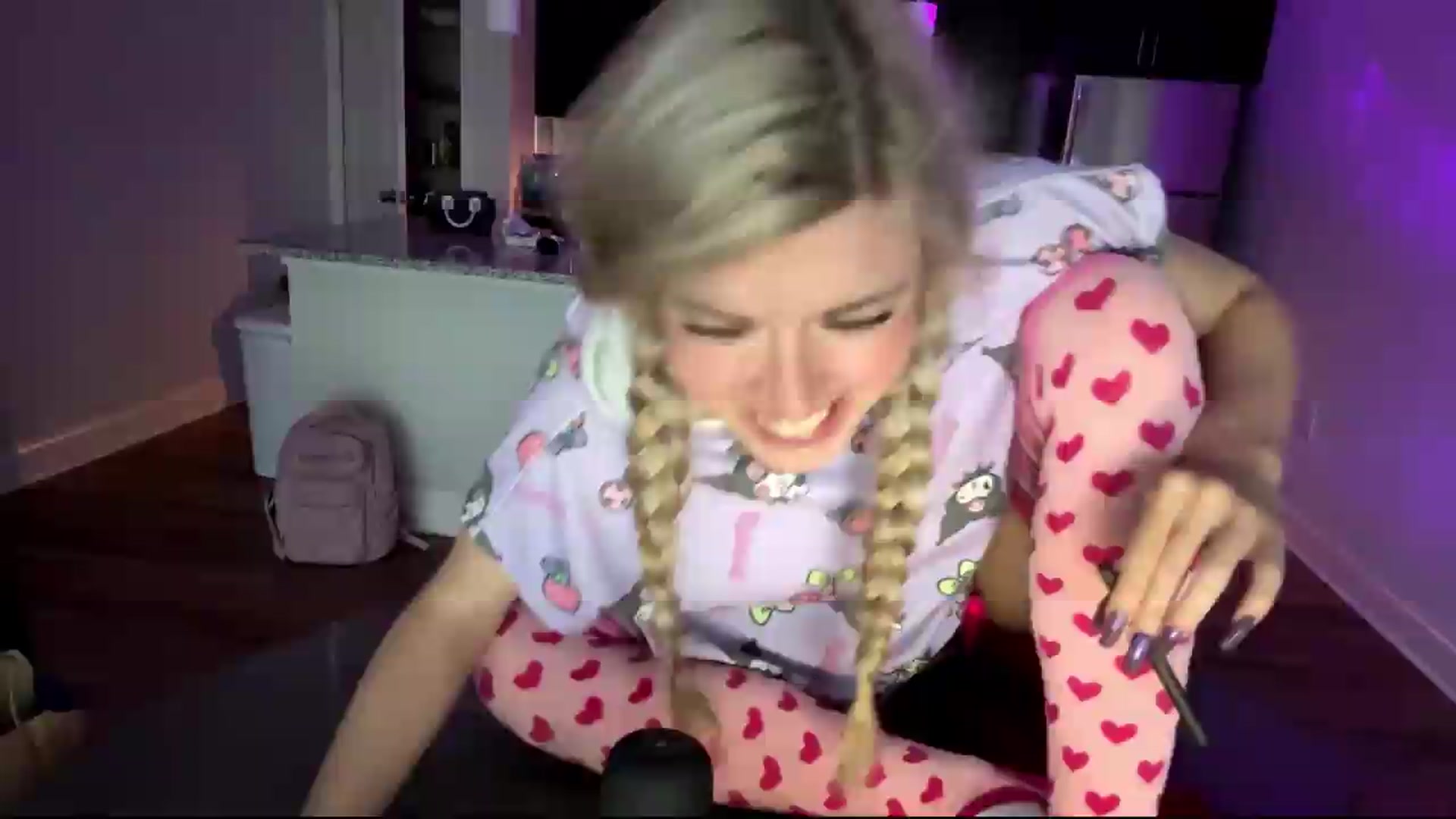 Gallery image thumbnail from TopGspot's myfreecams stream on, 08/23/2026, 14:25 image 9 of 20
