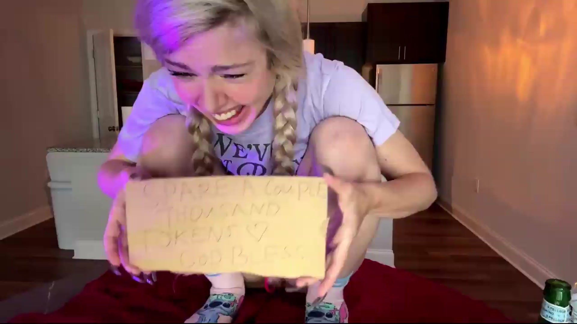 Gallery image thumbnail from TopGspot's myfreecams stream on, 08/30/2026, 19:07 image 3 of 20