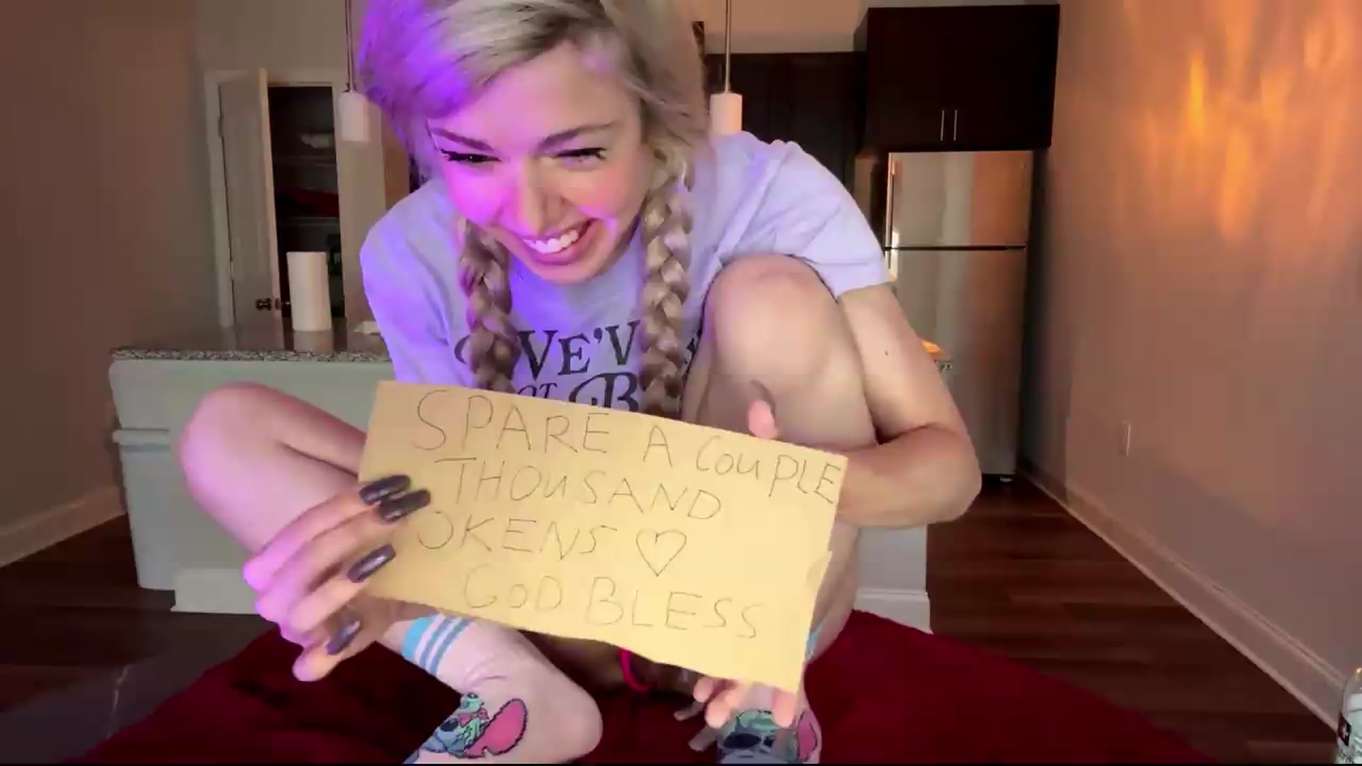 Gallery image thumbnail from TopGspot's myfreecams stream on, 08/30/2026, 19:07 image 5 of 20