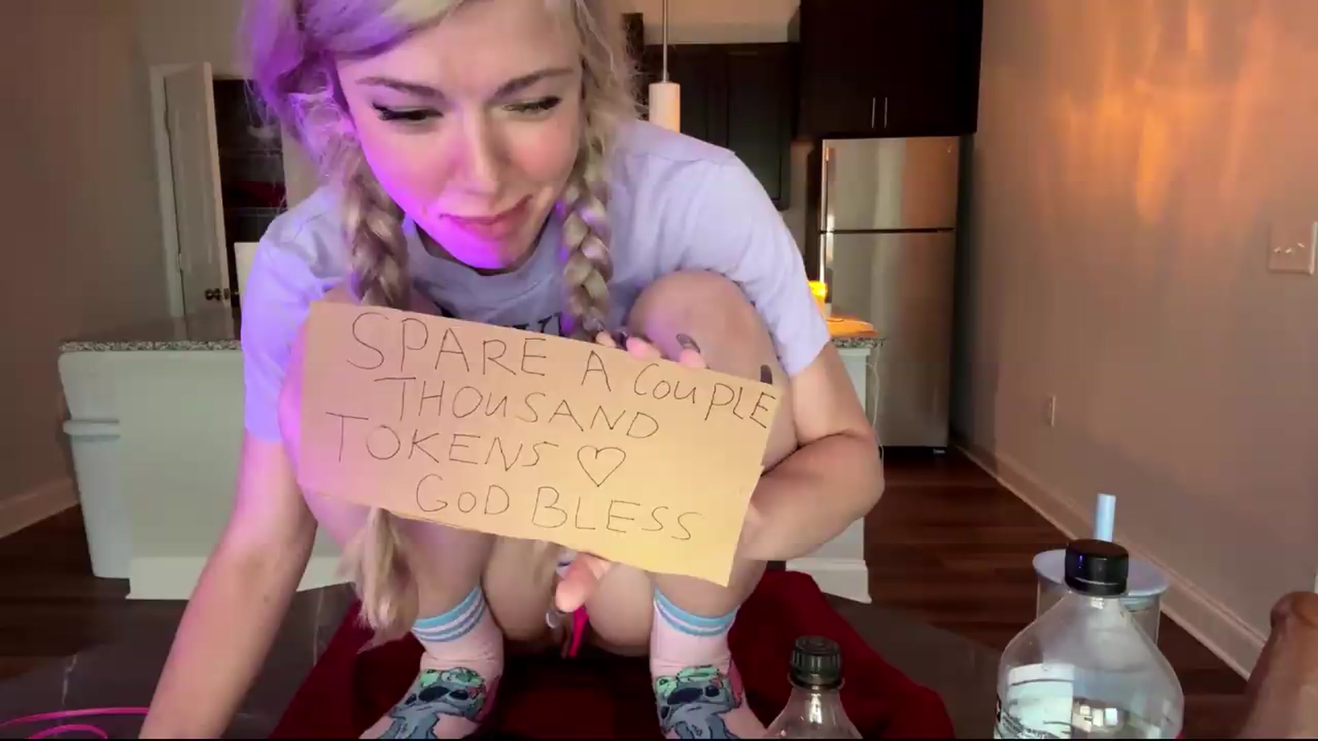 Gallery image thumbnail from TopGspot's myfreecams stream on, 08/30/2026, 22:28 image 13 of 20