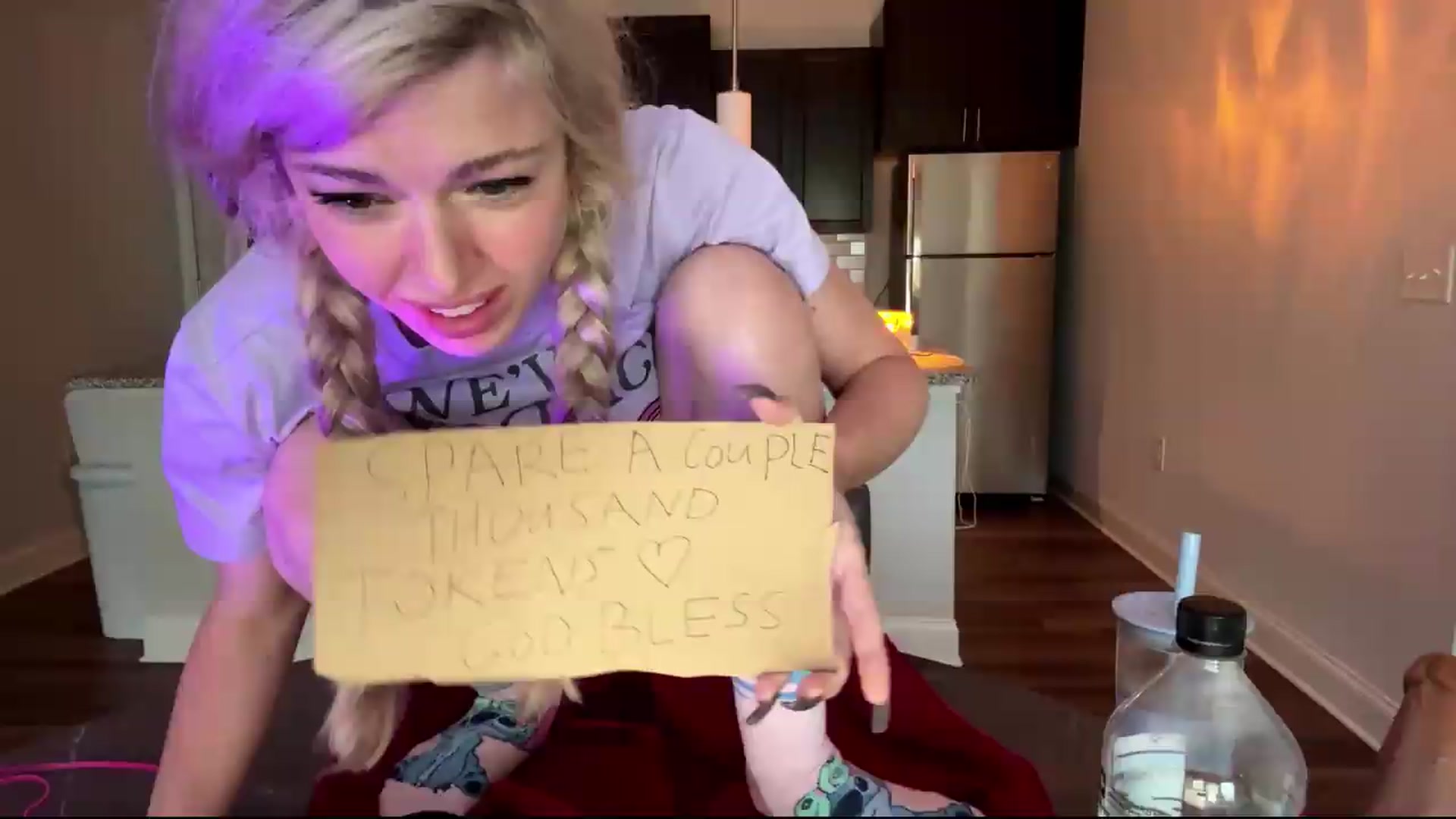 Gallery image thumbnail from TopGspot's myfreecams stream on, 08/30/2026, 22:28 image 1 of 20