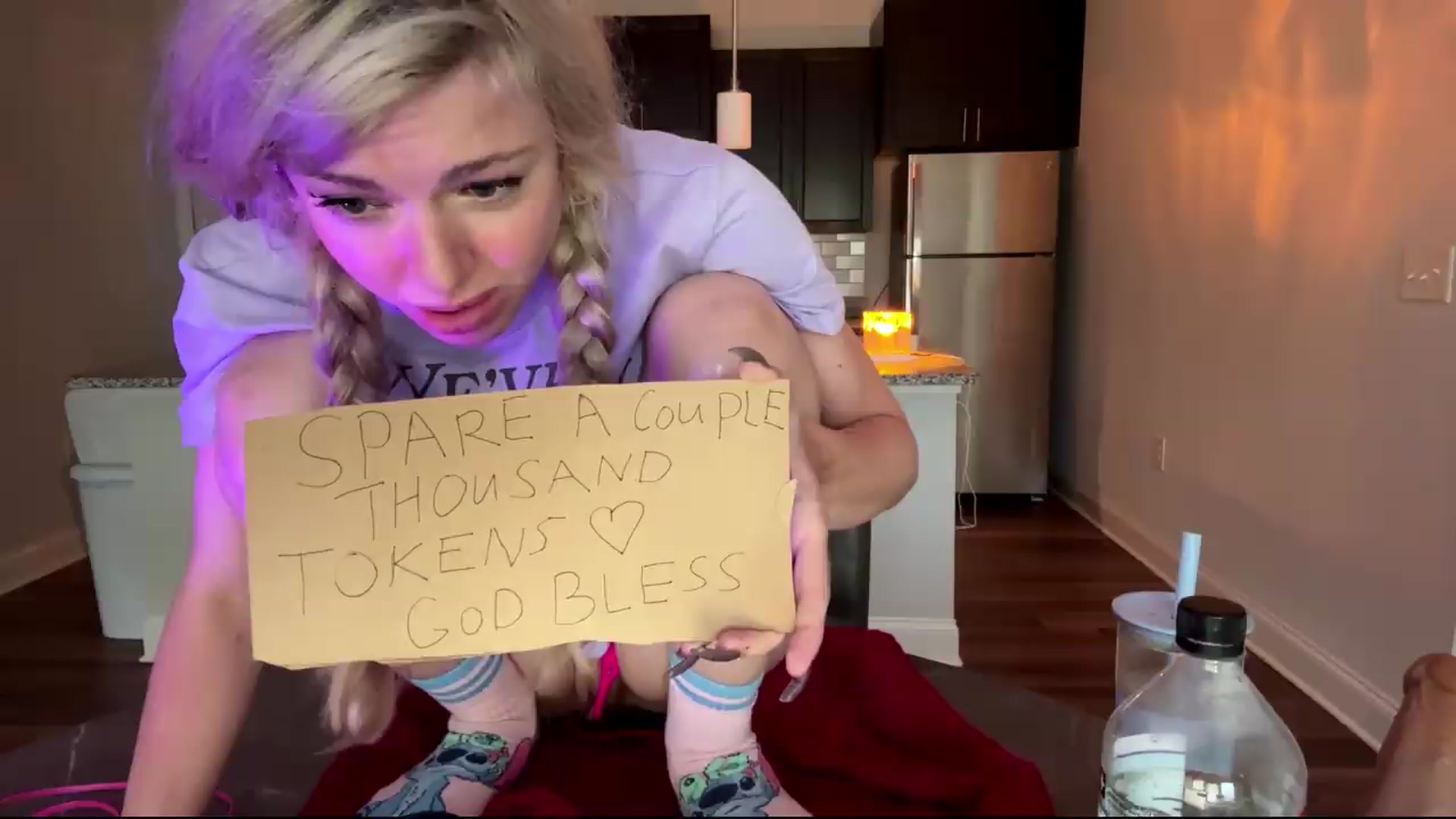 Gallery image thumbnail from TopGspot's myfreecams stream on, 08/30/2026, 22:28 image 4 of 20