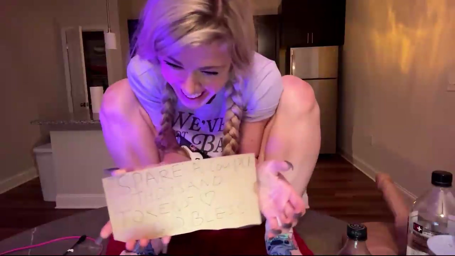 Gallery image thumbnail from TopGspot's myfreecams stream on, 08/31/2026, 24:23 image 20 of 20