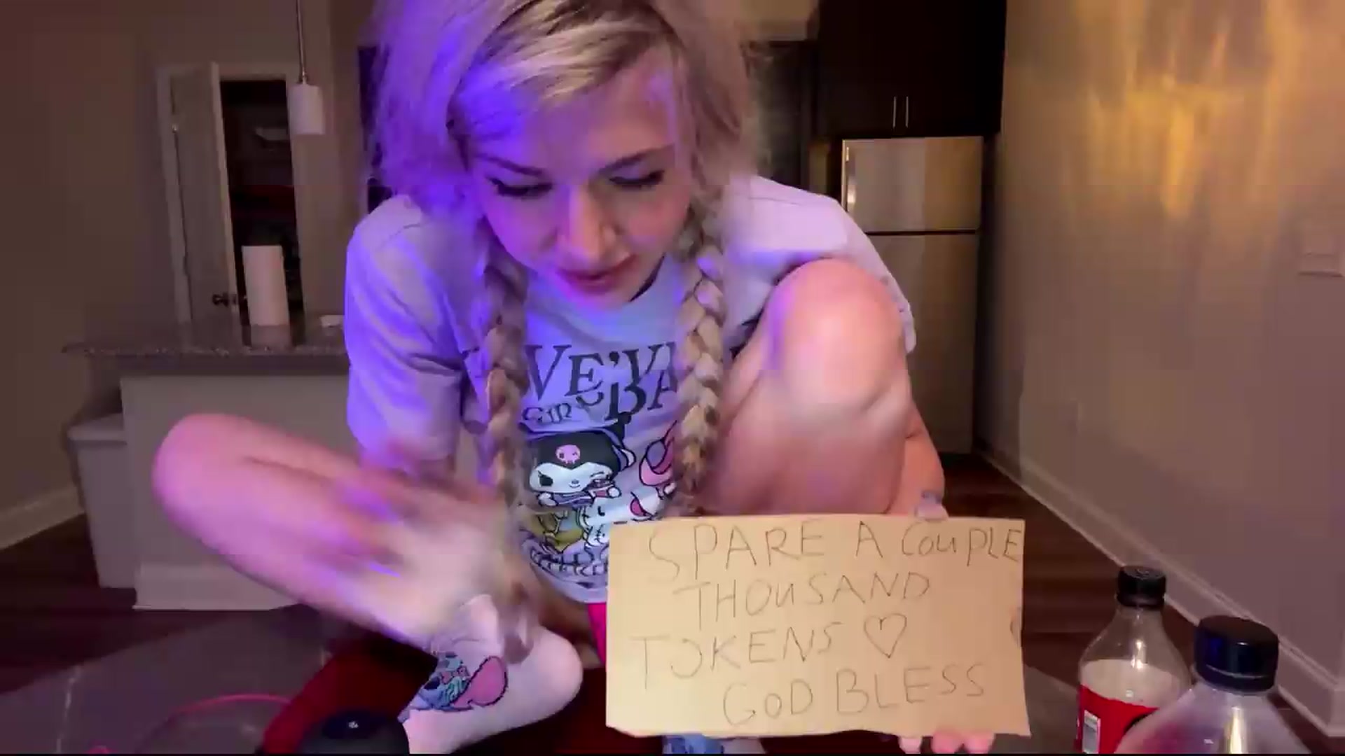 Gallery image thumbnail from TopGspot's myfreecams stream on, 08/31/2026, 01:59 image 18 of 20