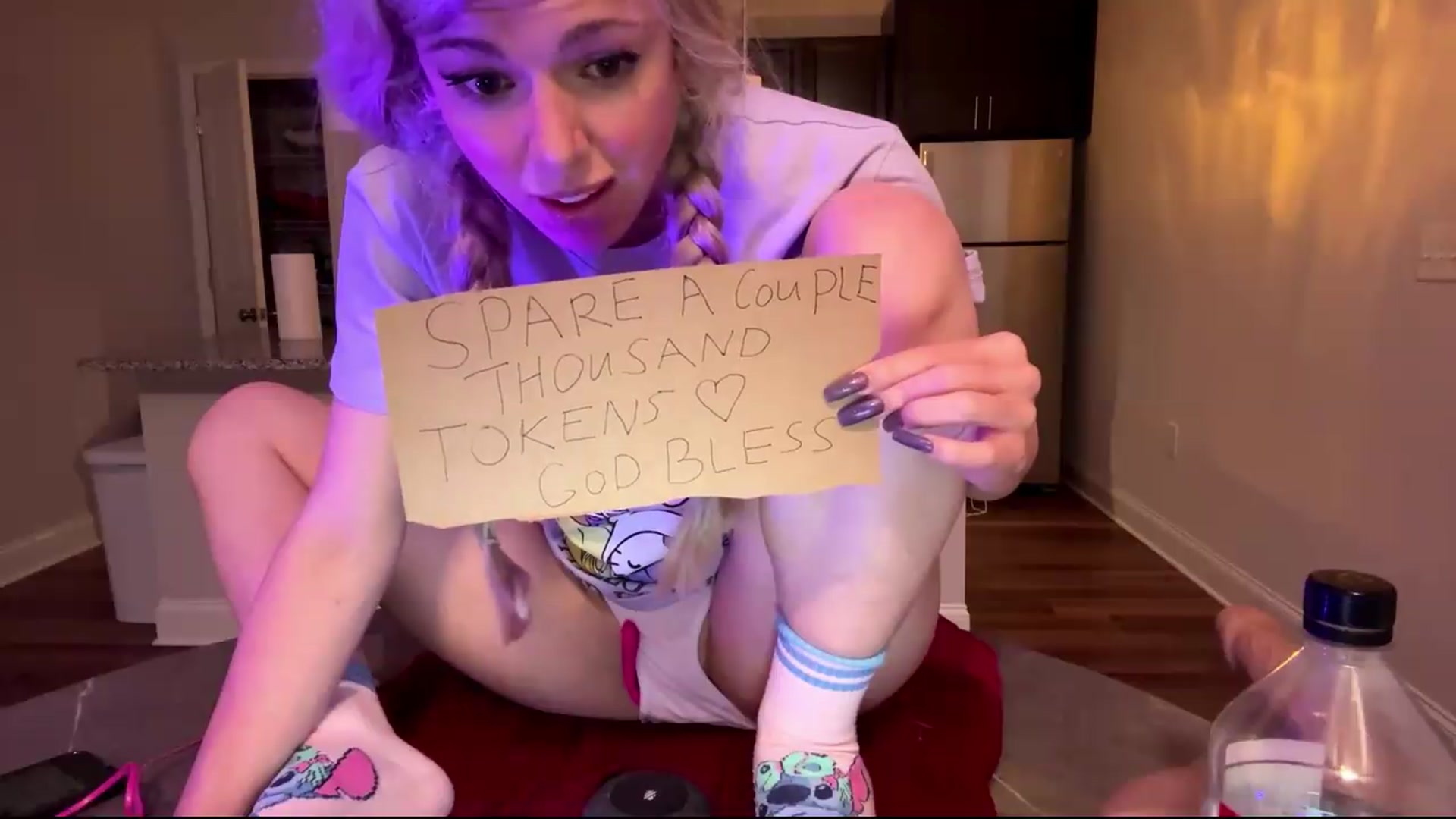 Gallery image thumbnail from TopGspot's myfreecams stream on, 08/31/2026, 03:47 image 14 of 20