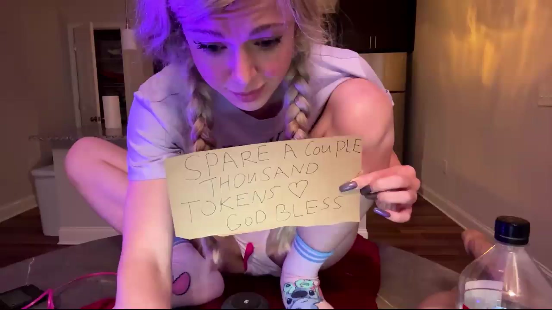 Gallery image thumbnail from TopGspot's myfreecams stream on, 08/31/2026, 03:47 image 8 of 20