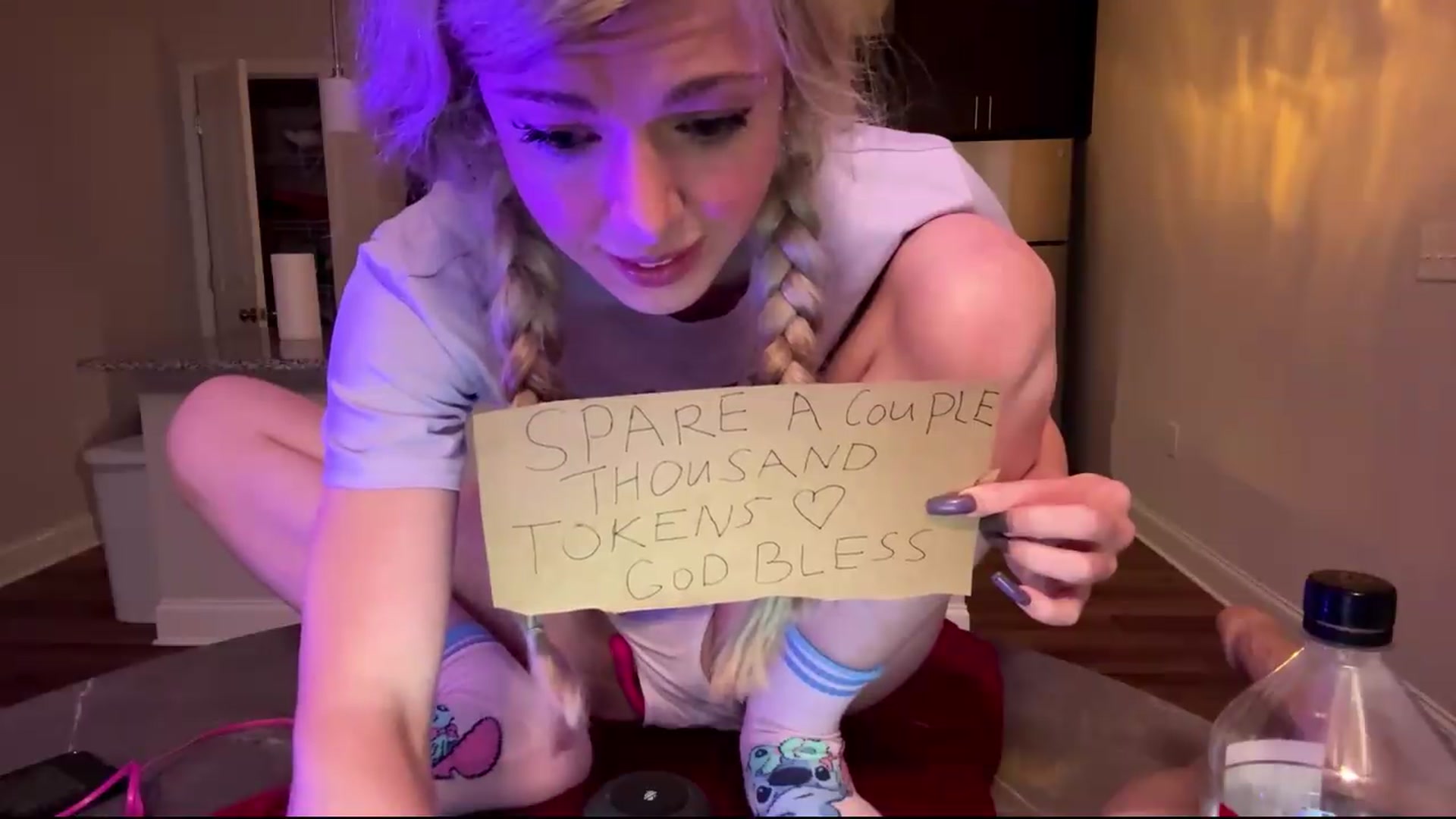 Gallery image thumbnail from TopGspot's myfreecams stream on, 08/31/2026, 03:47 image 11 of 20