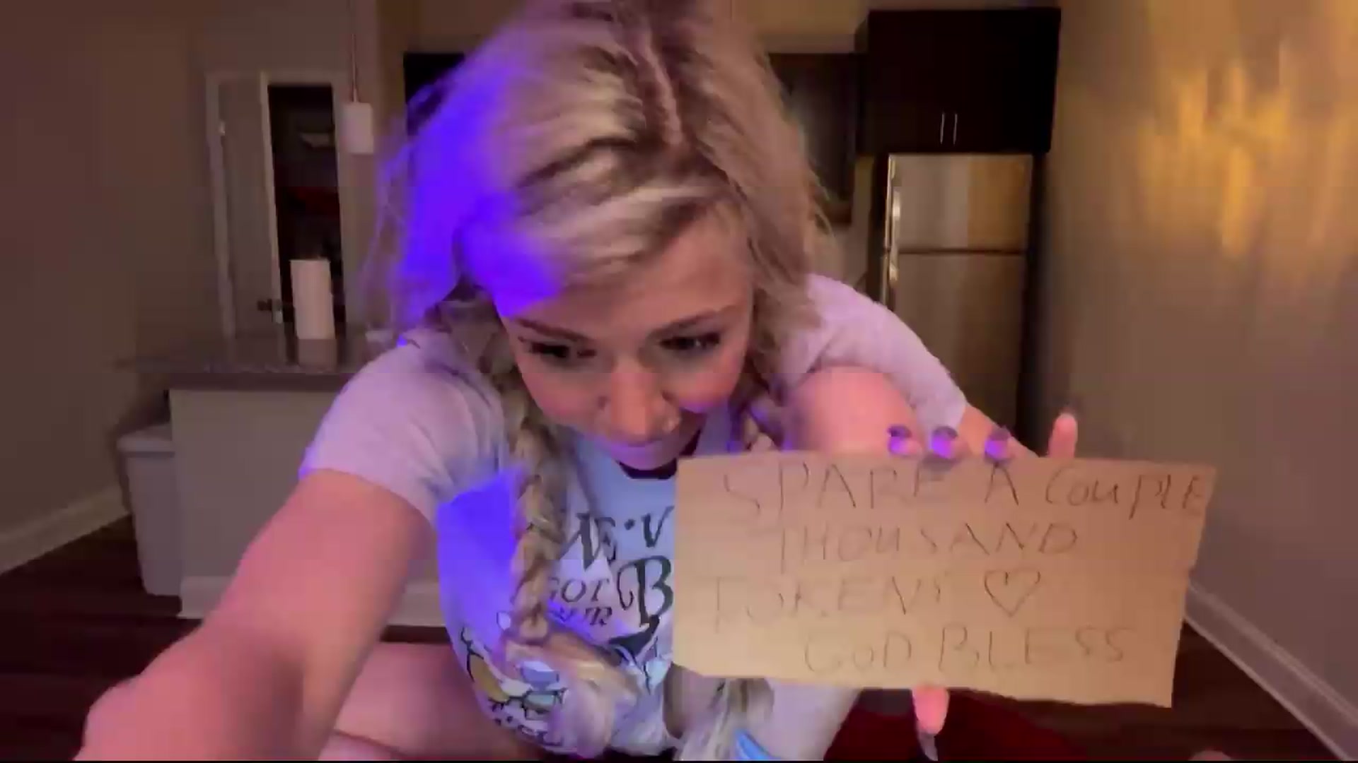 Gallery image thumbnail from TopGspot's myfreecams stream on, 08/31/2026, 04:39 image 12 of 20