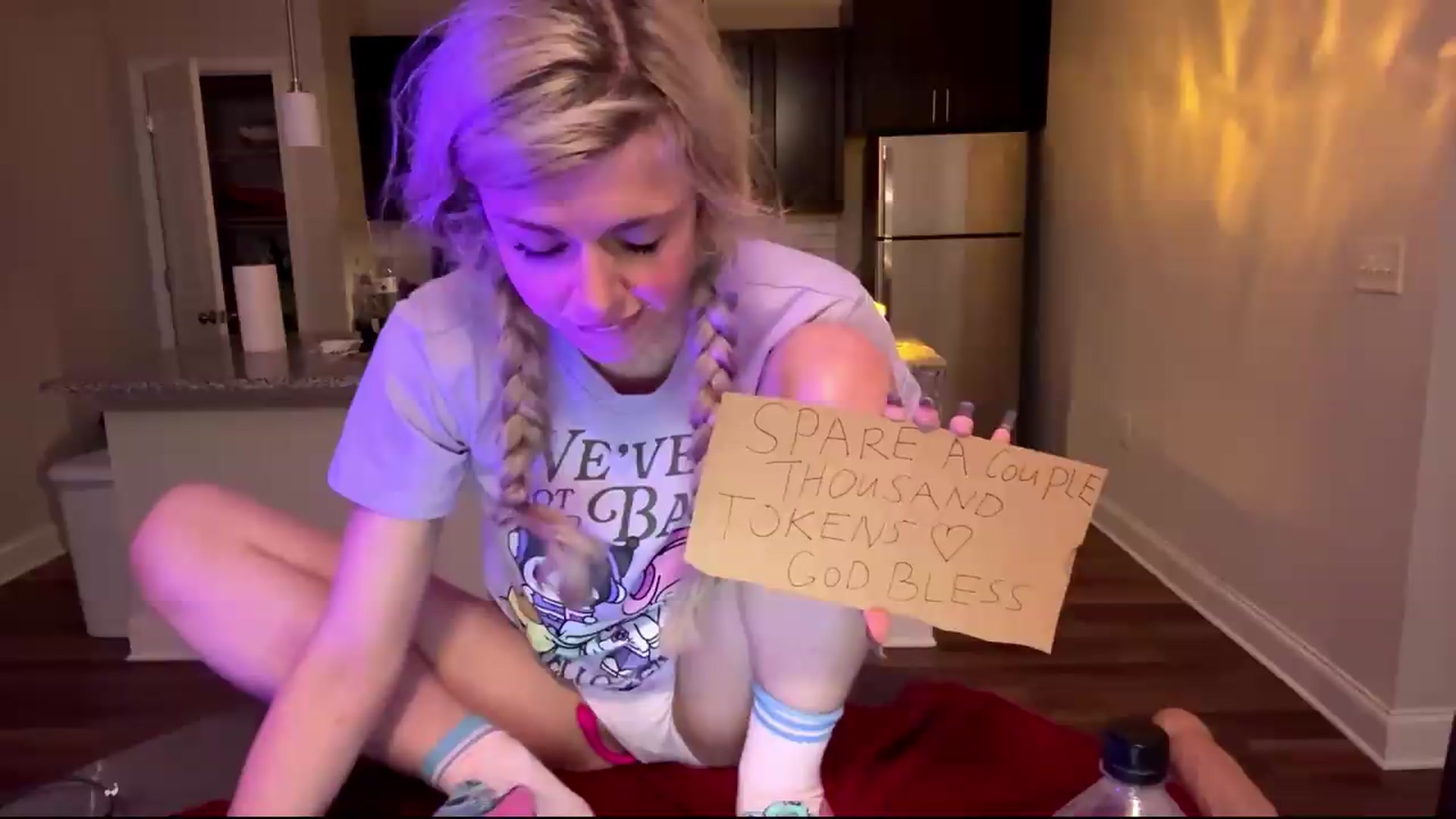 Gallery image thumbnail from TopGspot's myfreecams stream on, 08/31/2026, 04:39 image 11 of 20