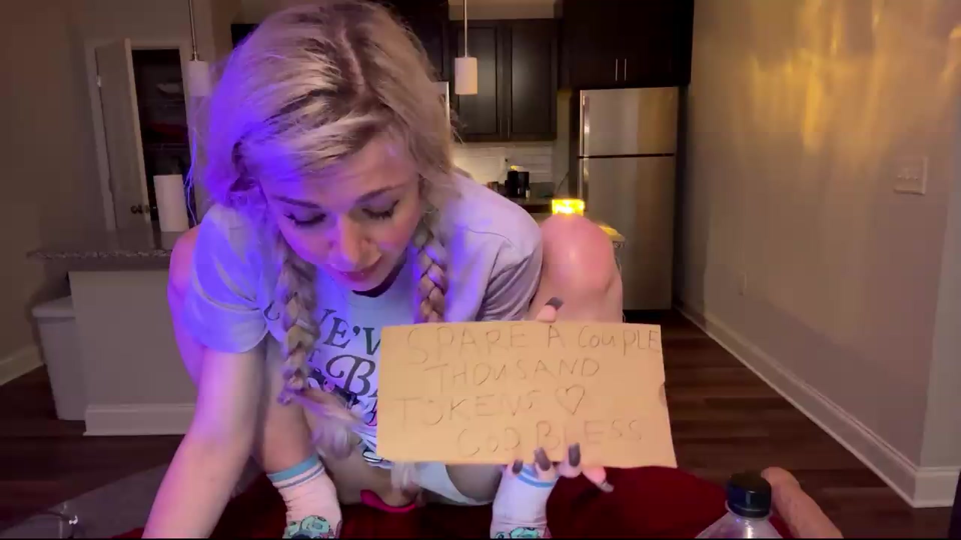Gallery image thumbnail from TopGspot's myfreecams stream on, 08/31/2026, 04:39 image 8 of 20