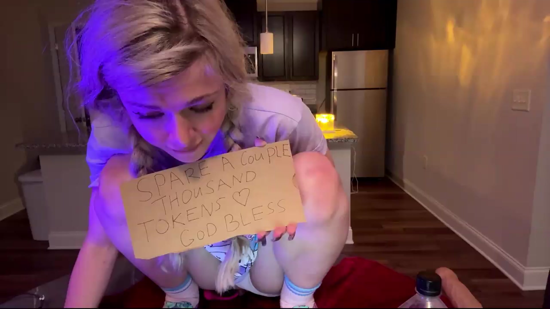 Gallery image thumbnail from TopGspot's myfreecams stream on, 08/31/2026, 04:39 image 7 of 20