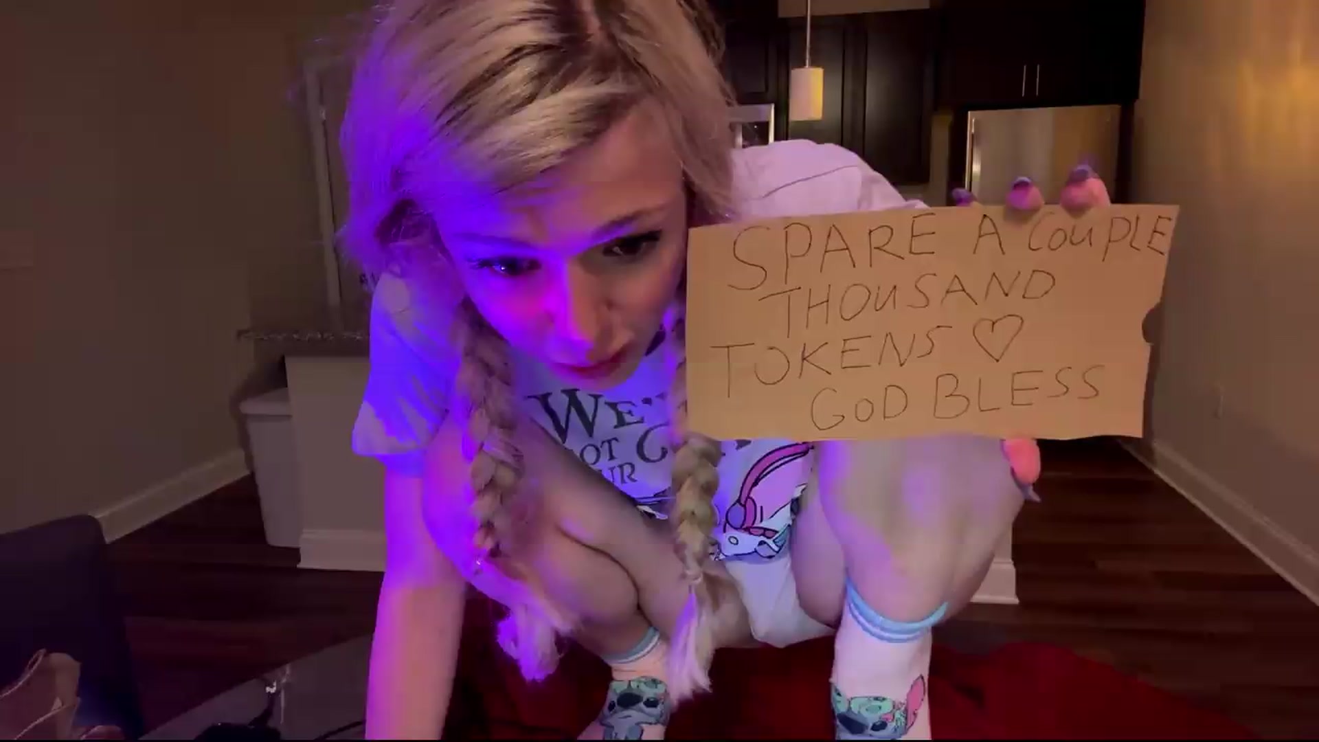 Gallery image thumbnail from TopGspot's myfreecams stream on, 08/31/2026, 05:43 image 7 of 20