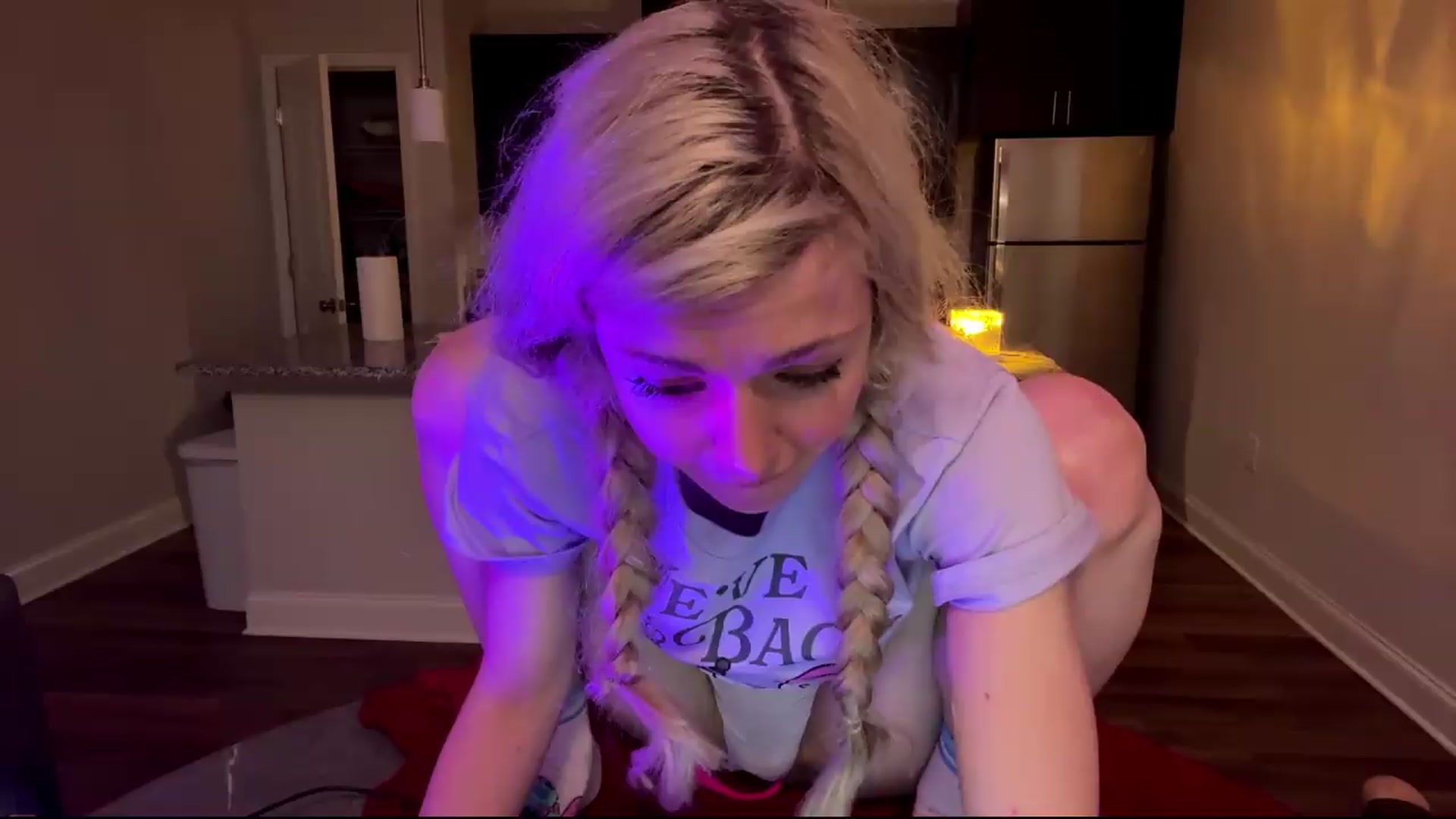 Gallery image thumbnail from TopGspot's myfreecams stream on, 08/31/2026, 06:46 image 6 of 20