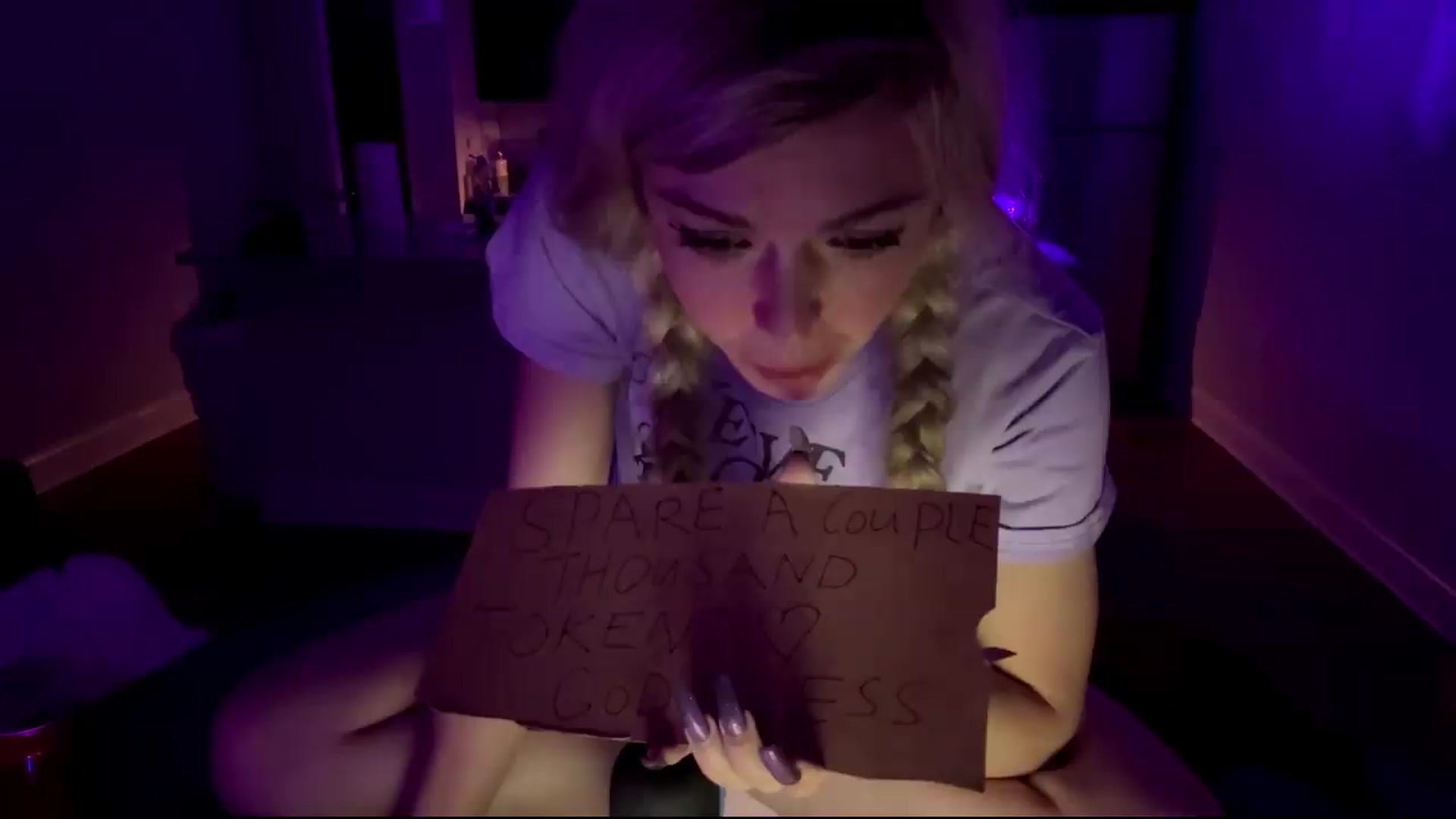 Gallery image thumbnail from TopGspot's myfreecams stream on, 08/31/2026, 09:38 image 9 of 20