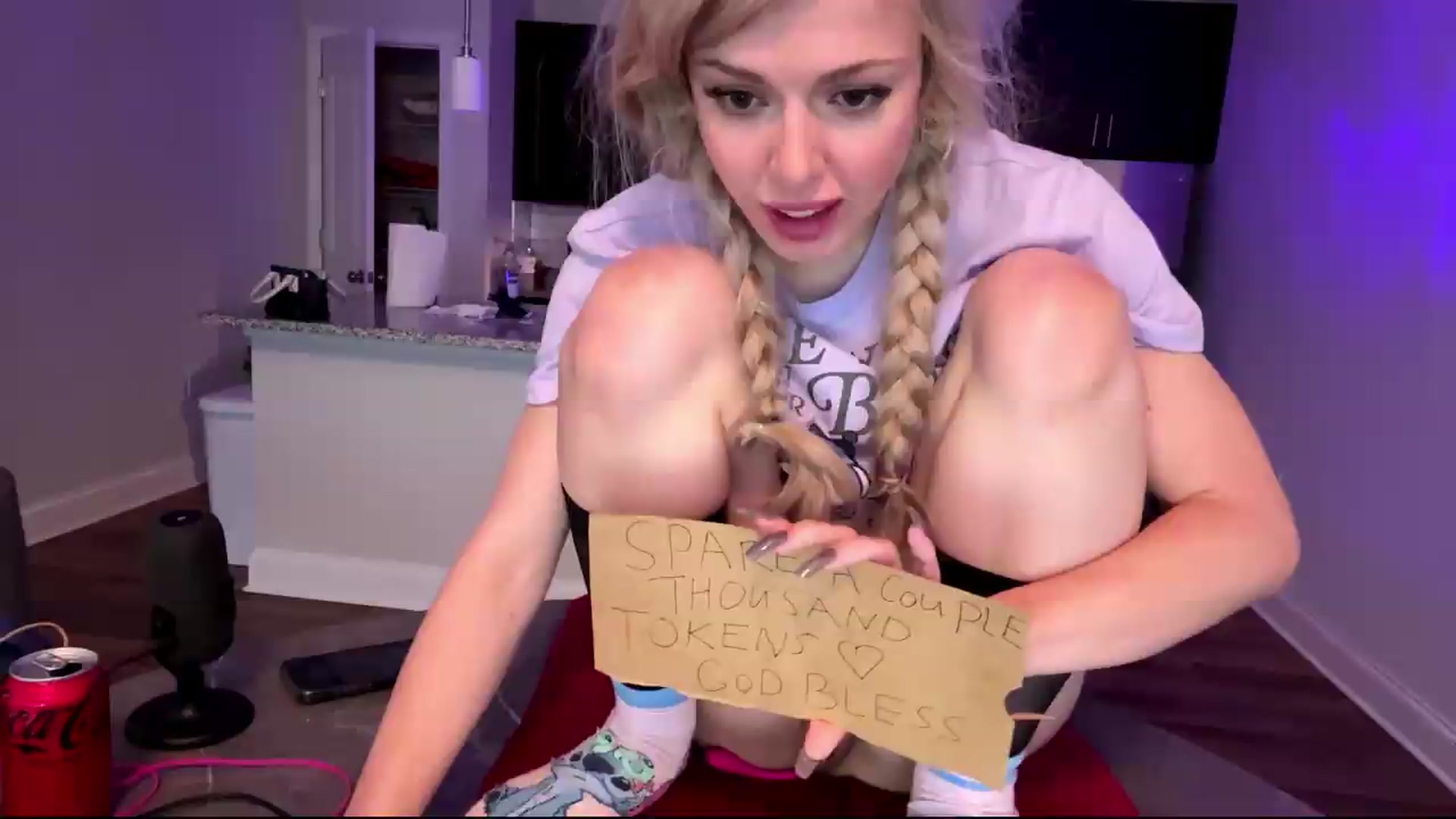 Gallery image thumbnail from TopGspot's myfreecams stream on, 08/31/2026, 12:09 image 1 of 20