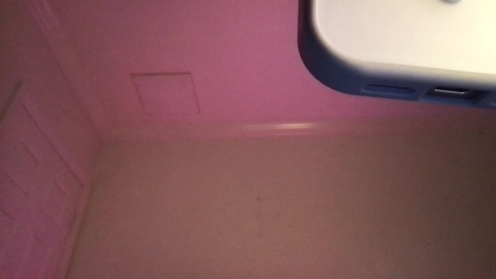 Gallery image thumbnail from ToriMcQueen's myfreecams stream on, 04/14/2026, 16:15 image 8 of 20
