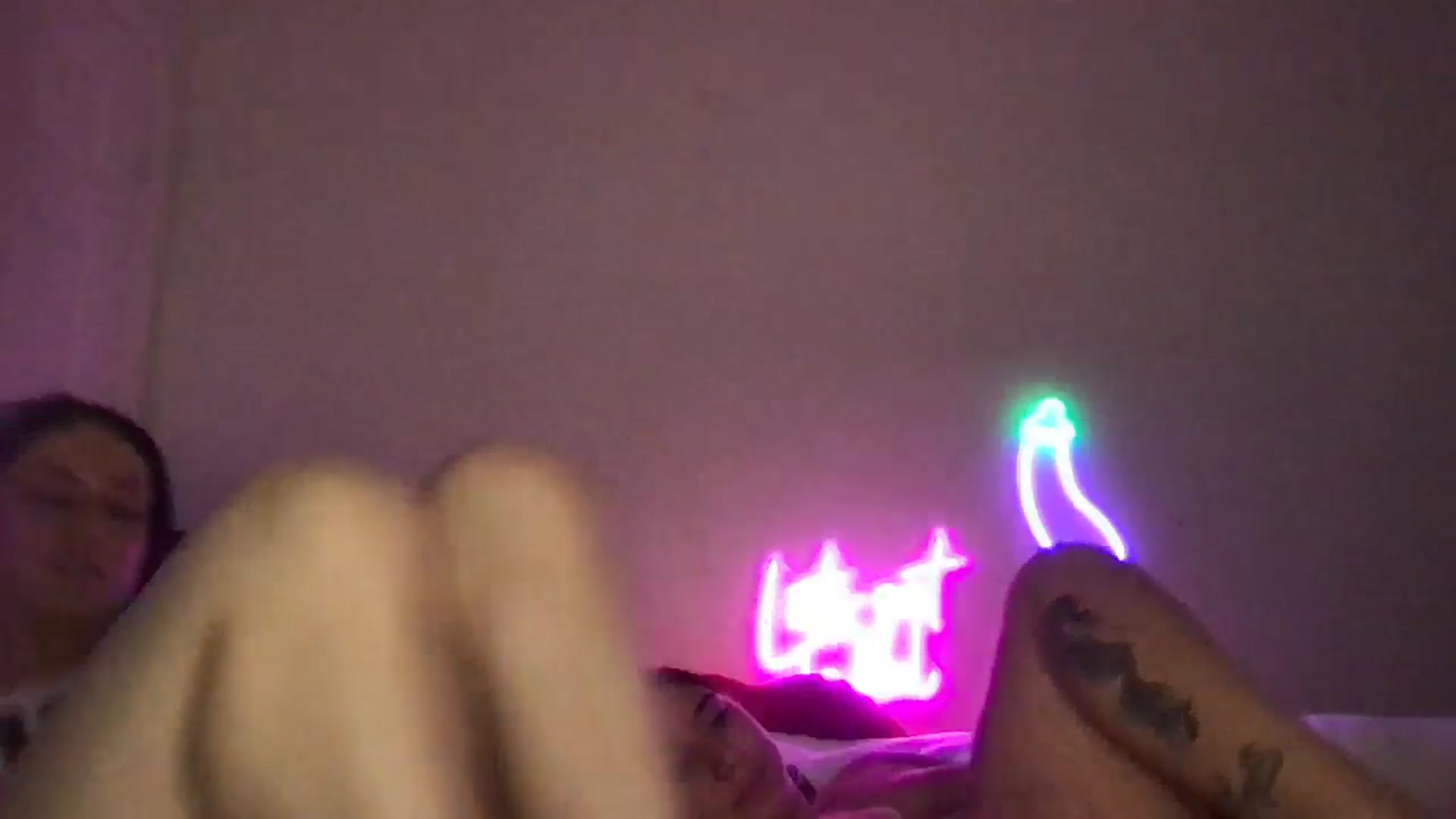 Gallery image thumbnail from ToriMcQueen's myfreecams stream on, 04/25/2026, 03:36 image 2 of 20